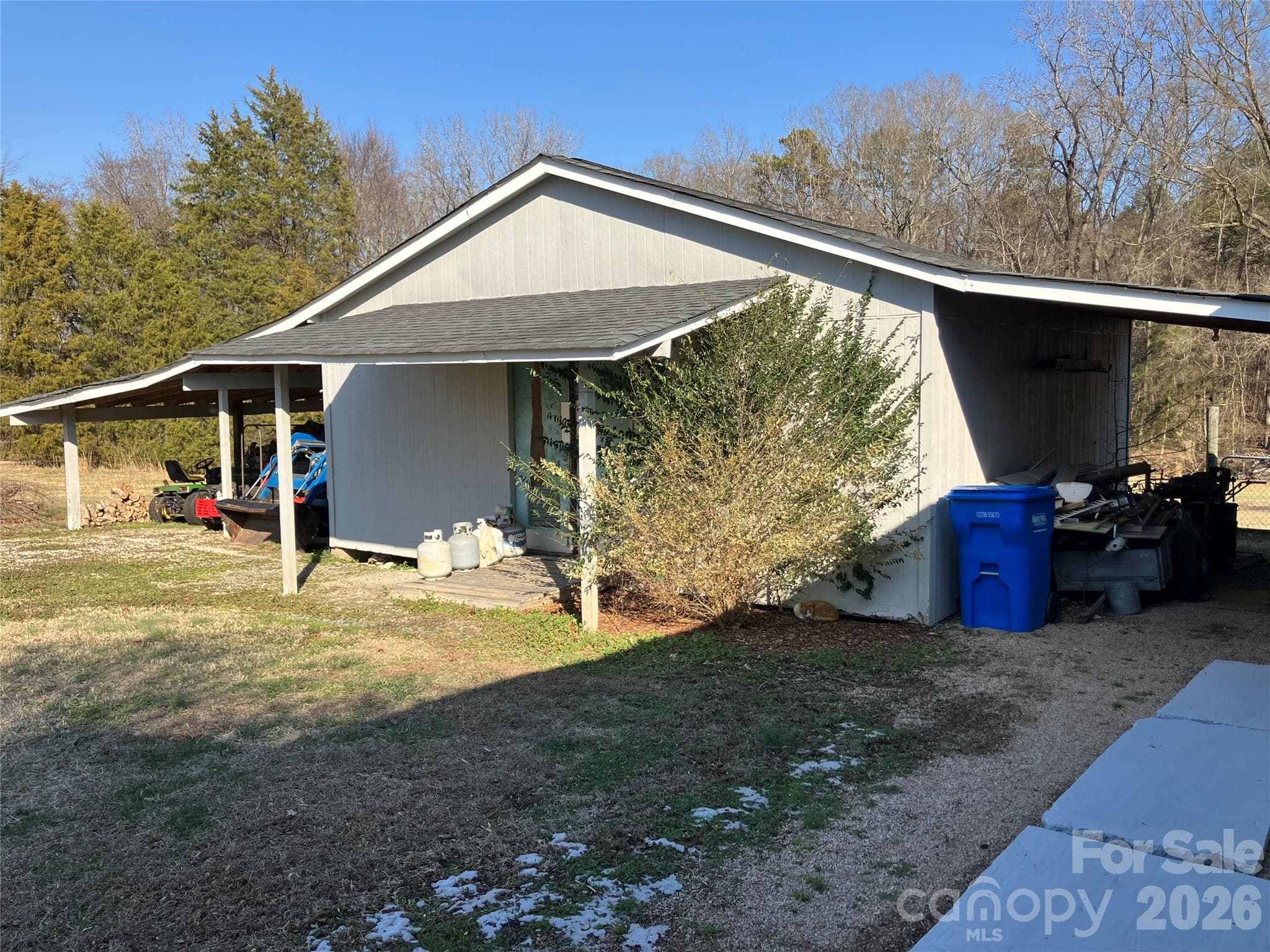 Storage building - 13215 Pine Bluff Road, Midland