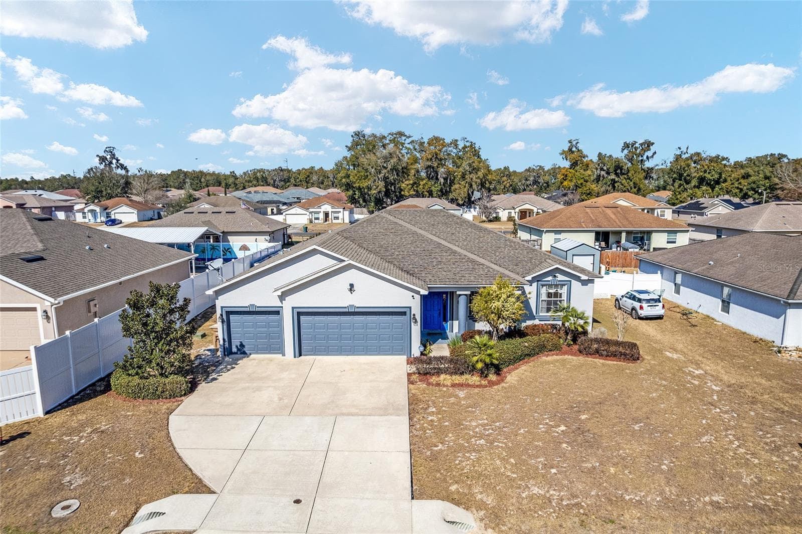 Single Family Residence at 3101 NE 24 PL, OCALA, photo 2 of 47