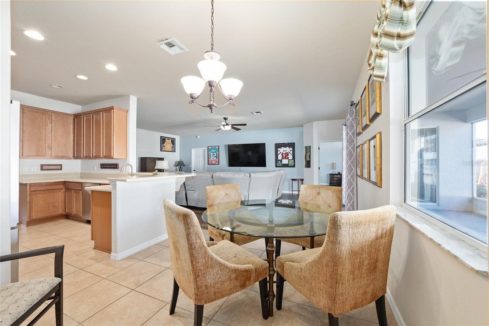 Single Family Residence at 3101 NE 24 PL, OCALA, photo 13 of 47