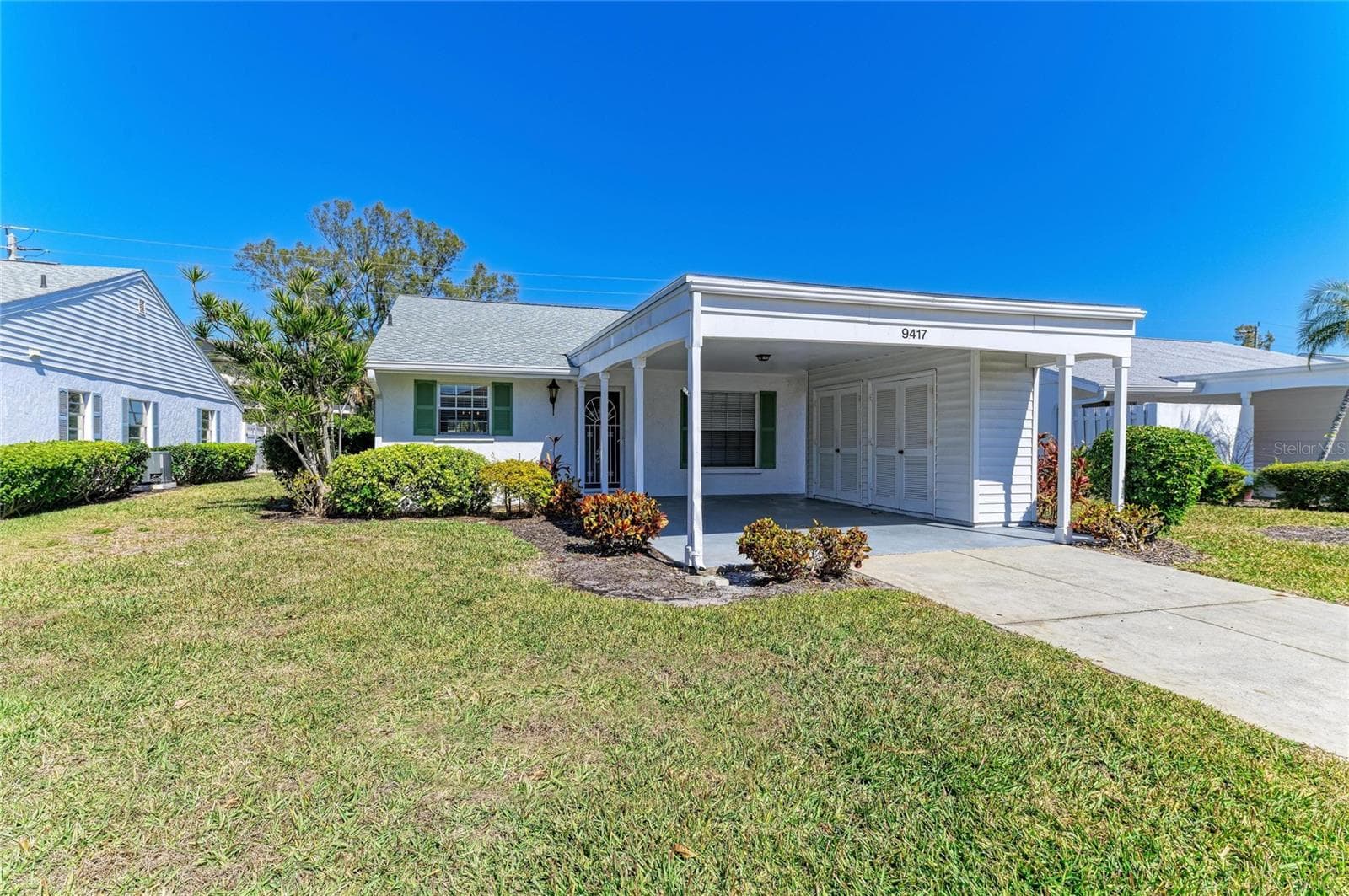 9417 KINGSTON DR #9417