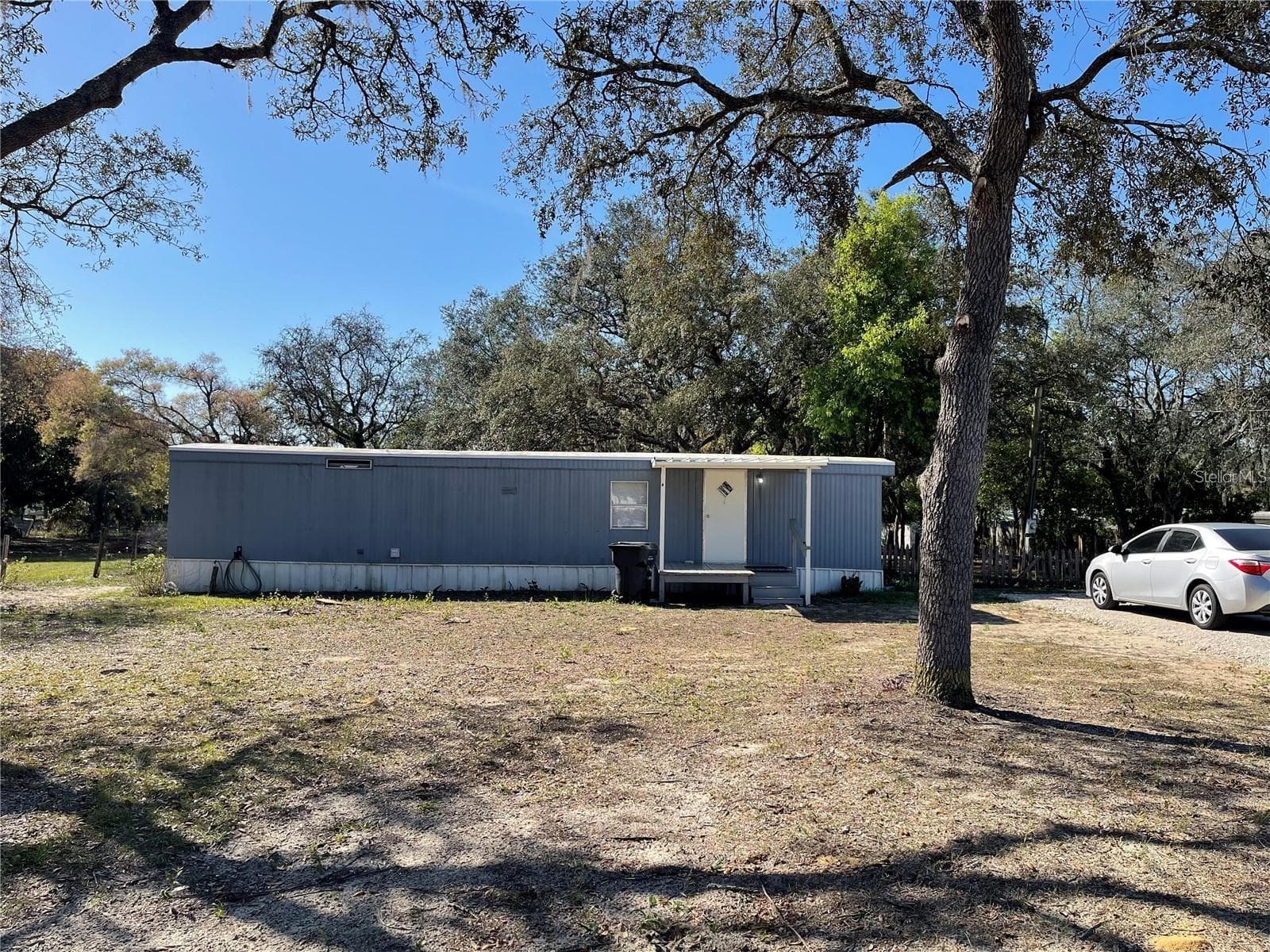 Multi-Family 5+ at 4385 DIETZ RD, BARTOW, photo 3 of 14