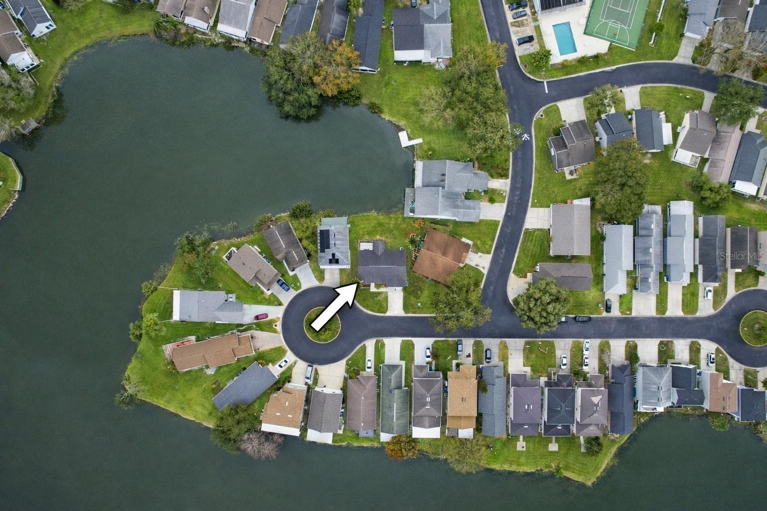 Aerial neighborhood - 2022 HATTERAS PT, LAKELAND