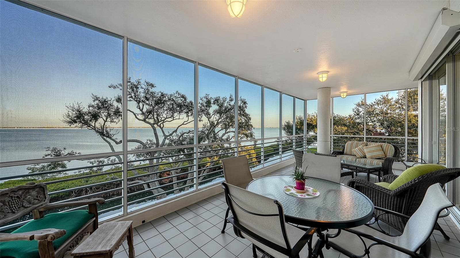 2450 HARBOURSIDE DR #234