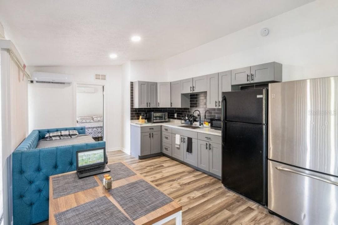 Single Family Residence at 2301 CARLTON DR, ORLANDO, photo 15 of 27