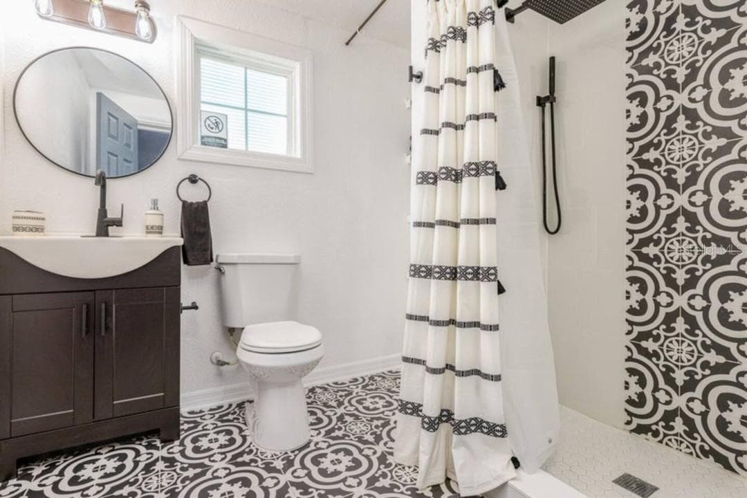 Single Family Residence at 2301 CARLTON DR, ORLANDO, photo 20 of 27