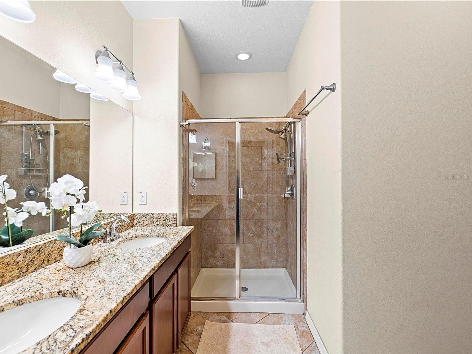 Primary Bathroom with Dual Sinks - 1716 HADDEN HALL PL, TRINITY