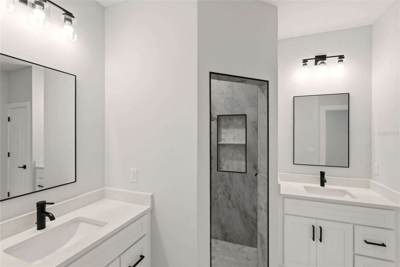 Single Family Residence at 3825 CITROEN DR, SEBRING, photo 16 of 33