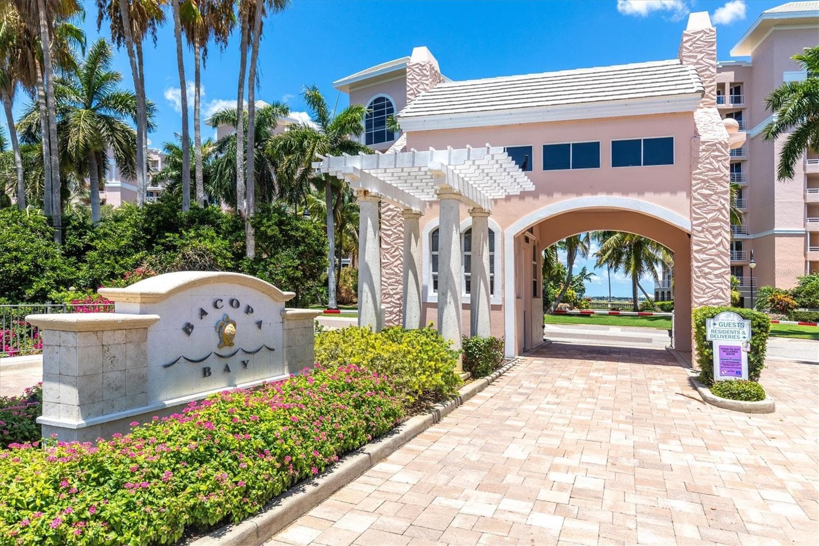 Guarded Gate - 4993 BACOPA LN S #705, ST PETERSBURG