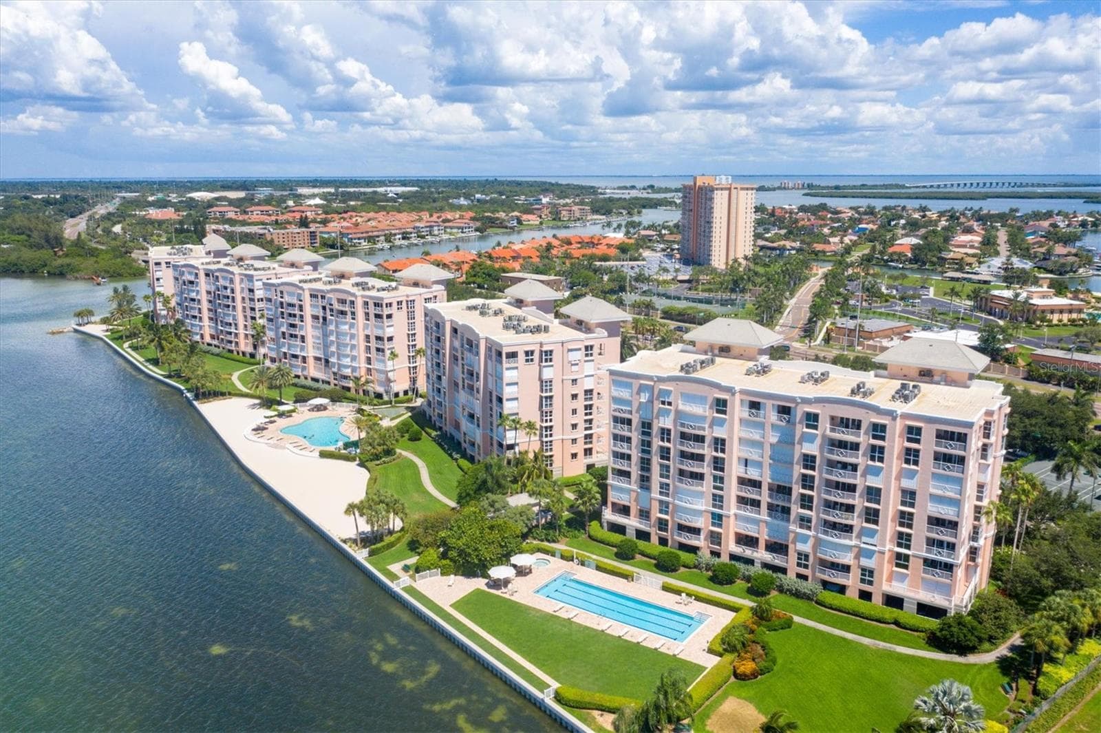 Complex waterfront - 4993 BACOPA LN S #705, ST PETERSBURG