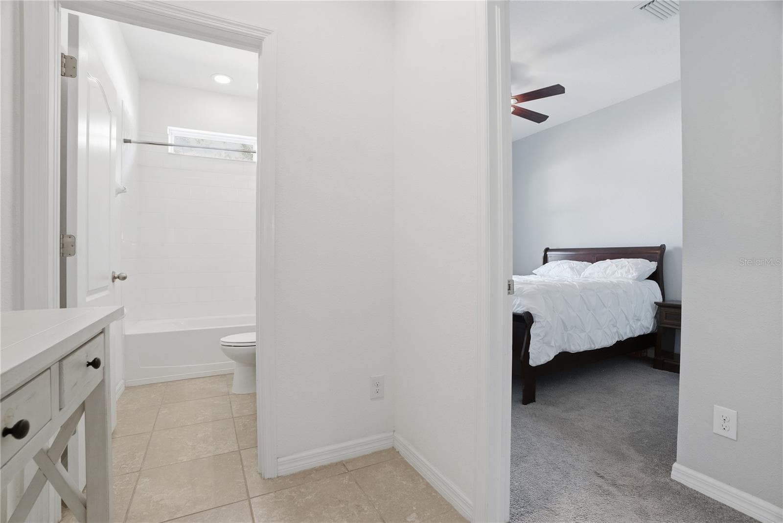 Single Family Residence at 10420 PLEASANT SPRING WAY, RIVERVIEW, photo 13 of 32
