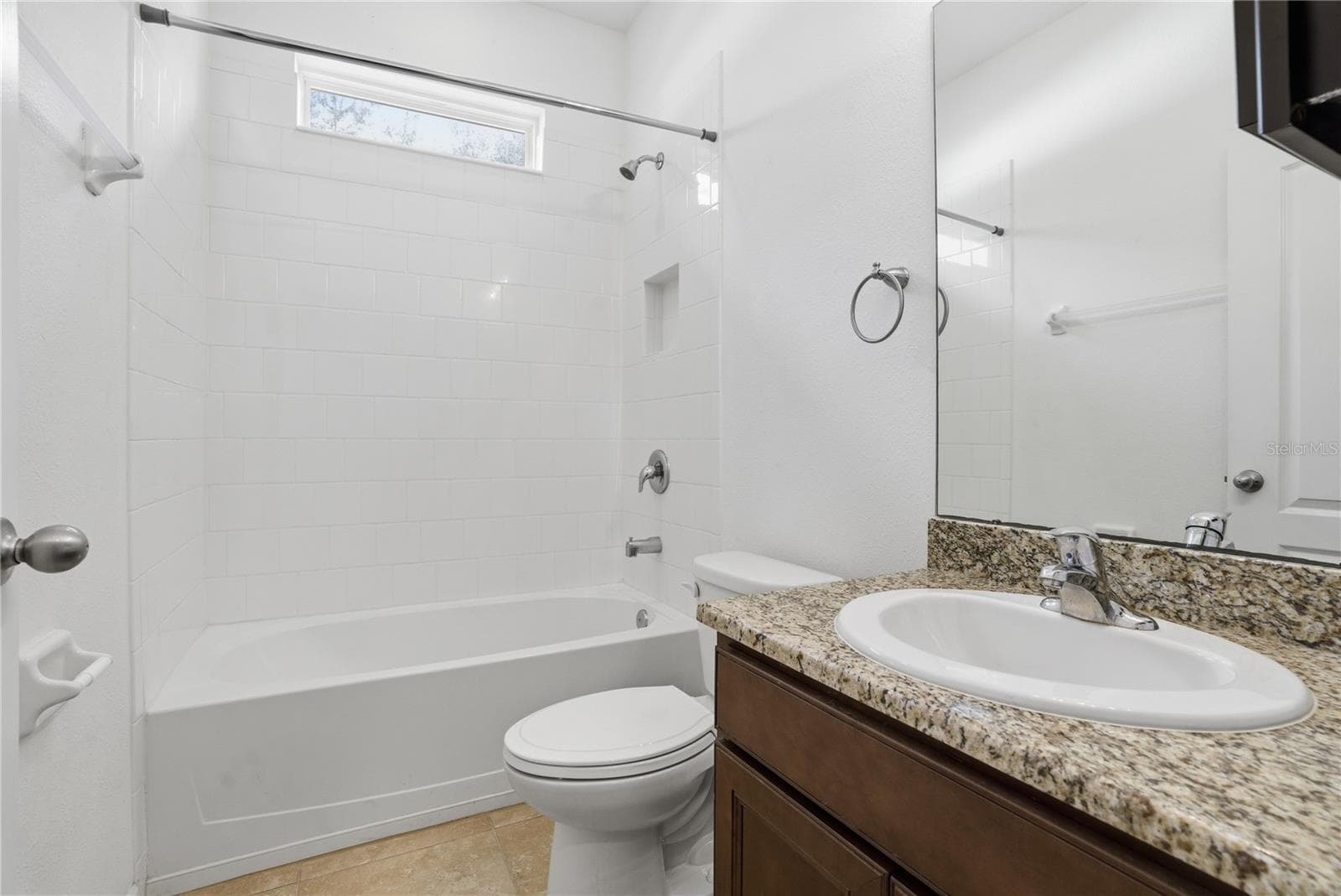 Single Family Residence at 10420 PLEASANT SPRING WAY, RIVERVIEW, photo 15 of 32