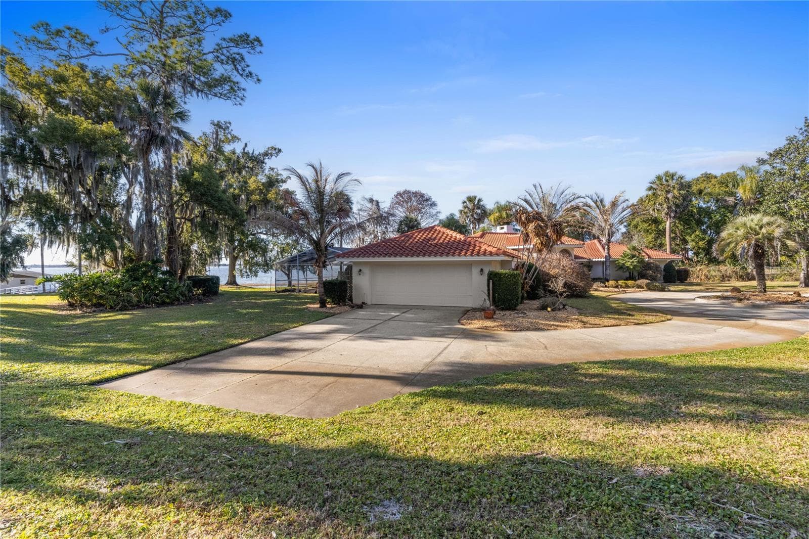 Single Family Residence at 6136 DORA DR, MOUNT DORA, photo 16 of 49