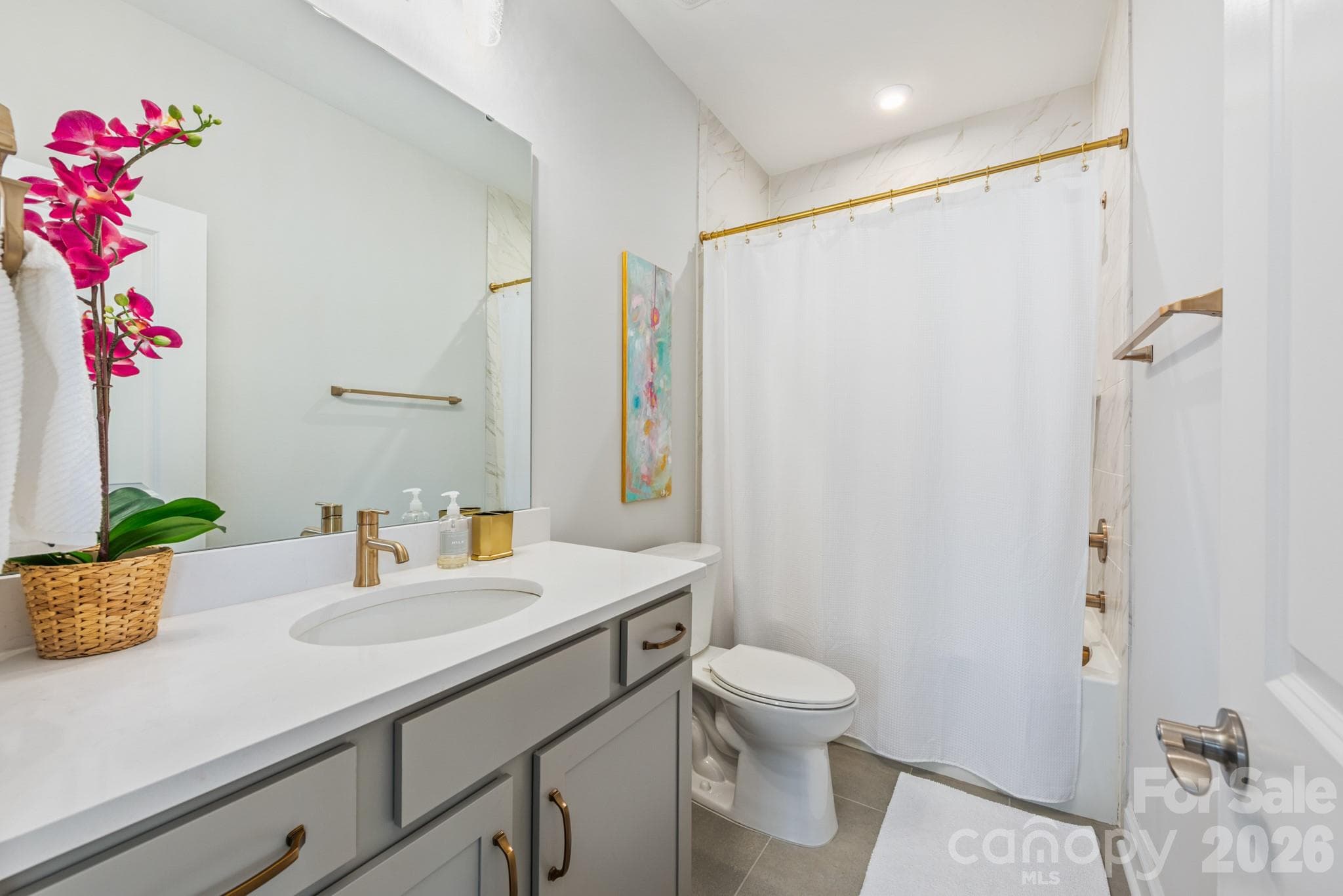 En-Suite Bathroom to 3rd Bedroom - Everton, Charlotte