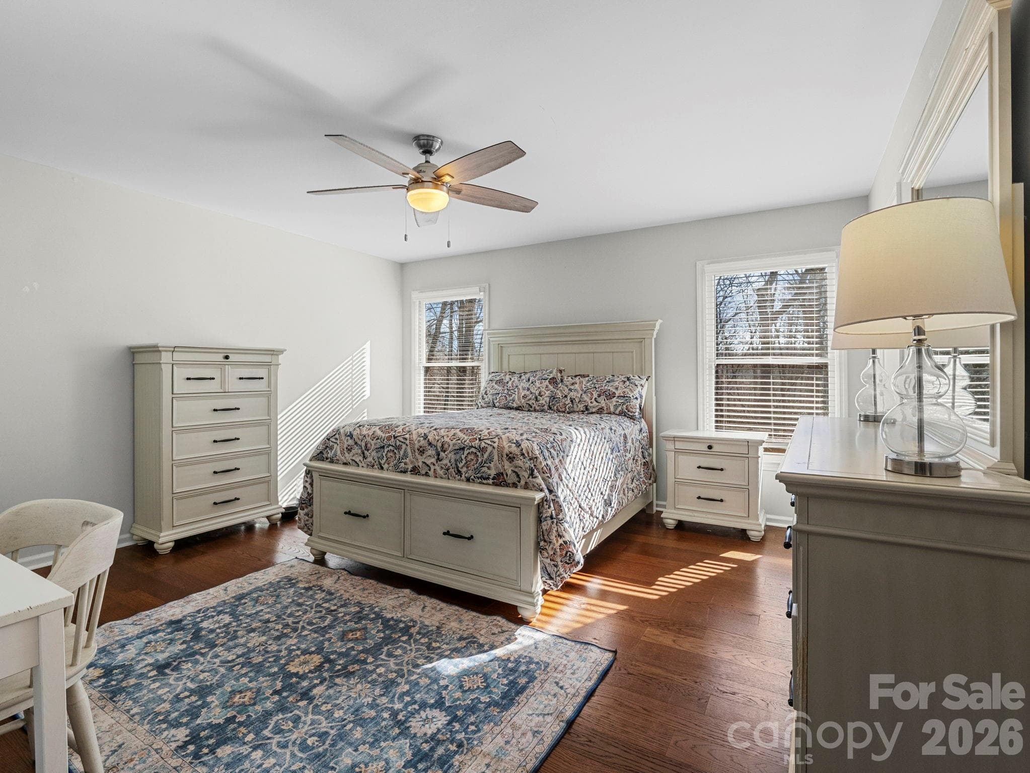 Primary bedroom - 423 Mountain View Drive, Columbus