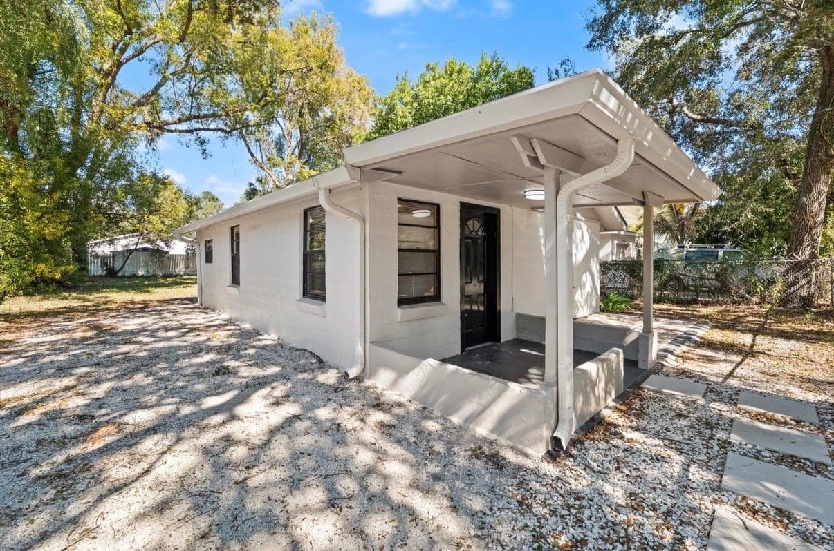 Single Family Residence at 1804 E PALIFOX ST, TAMPA, photo 12 of 15