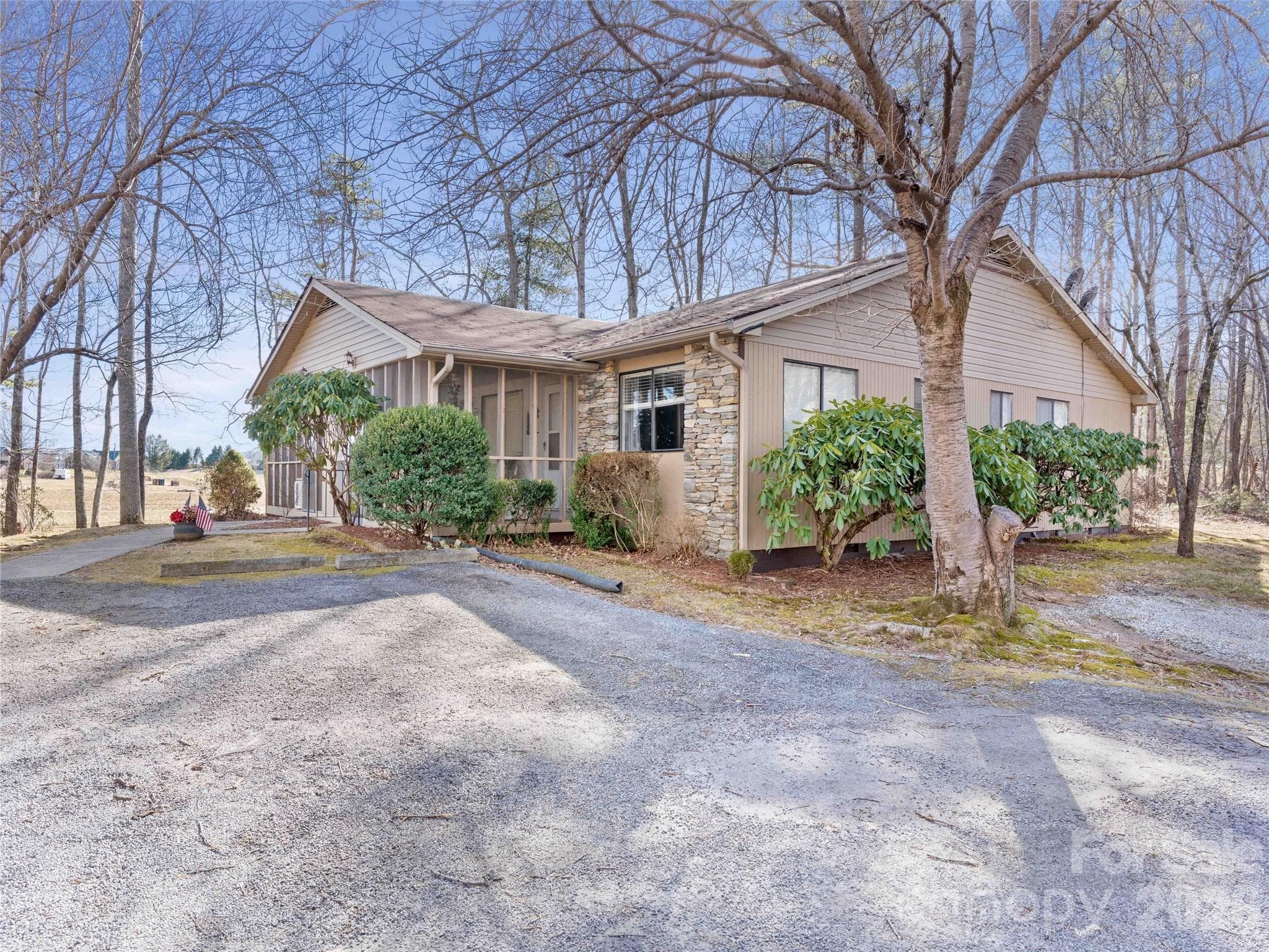Condominium at Hendersonville, photo 2 of 22
