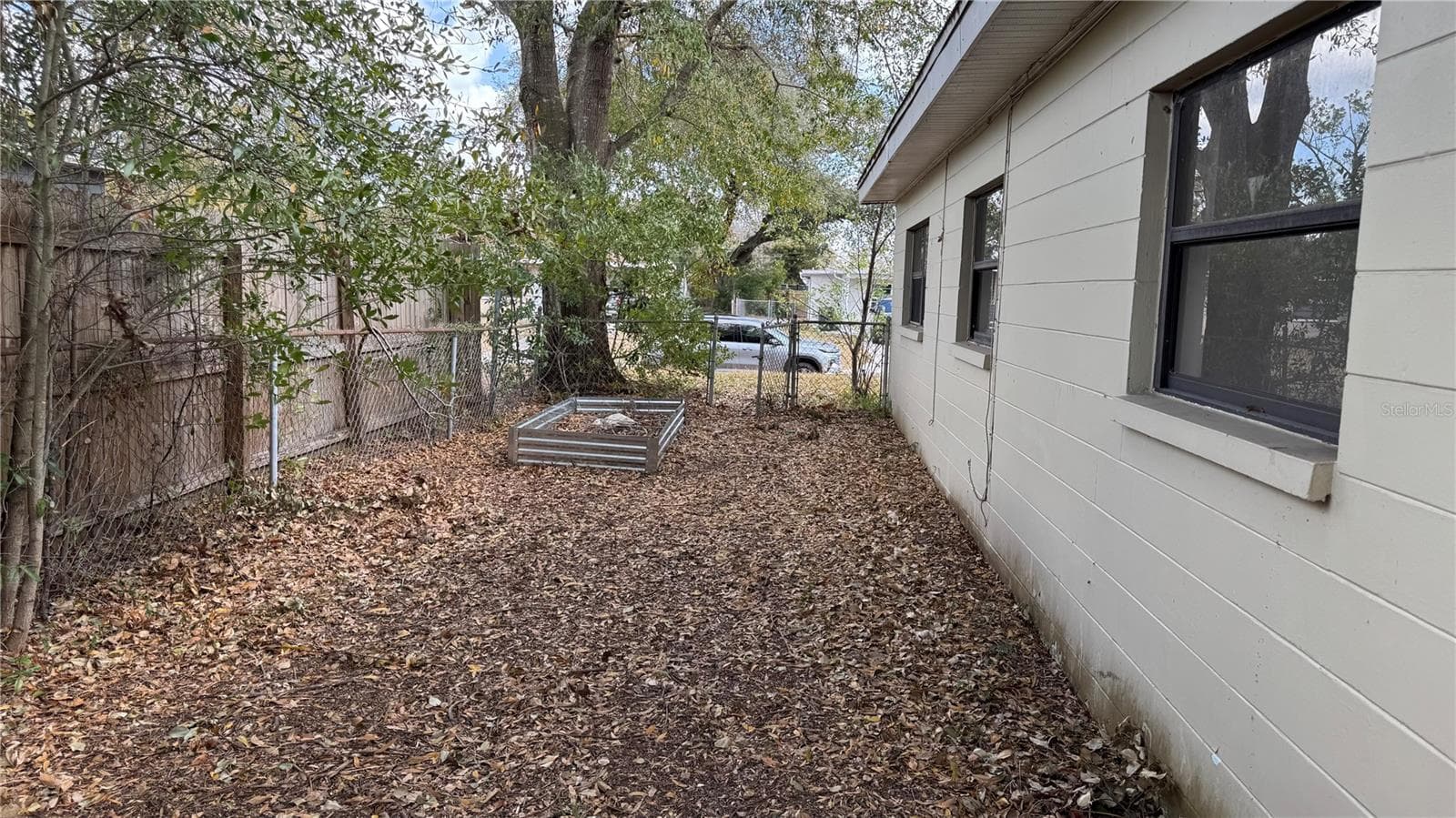 side exterior view - 2925 BELLWOOD AVE, LAKELAND