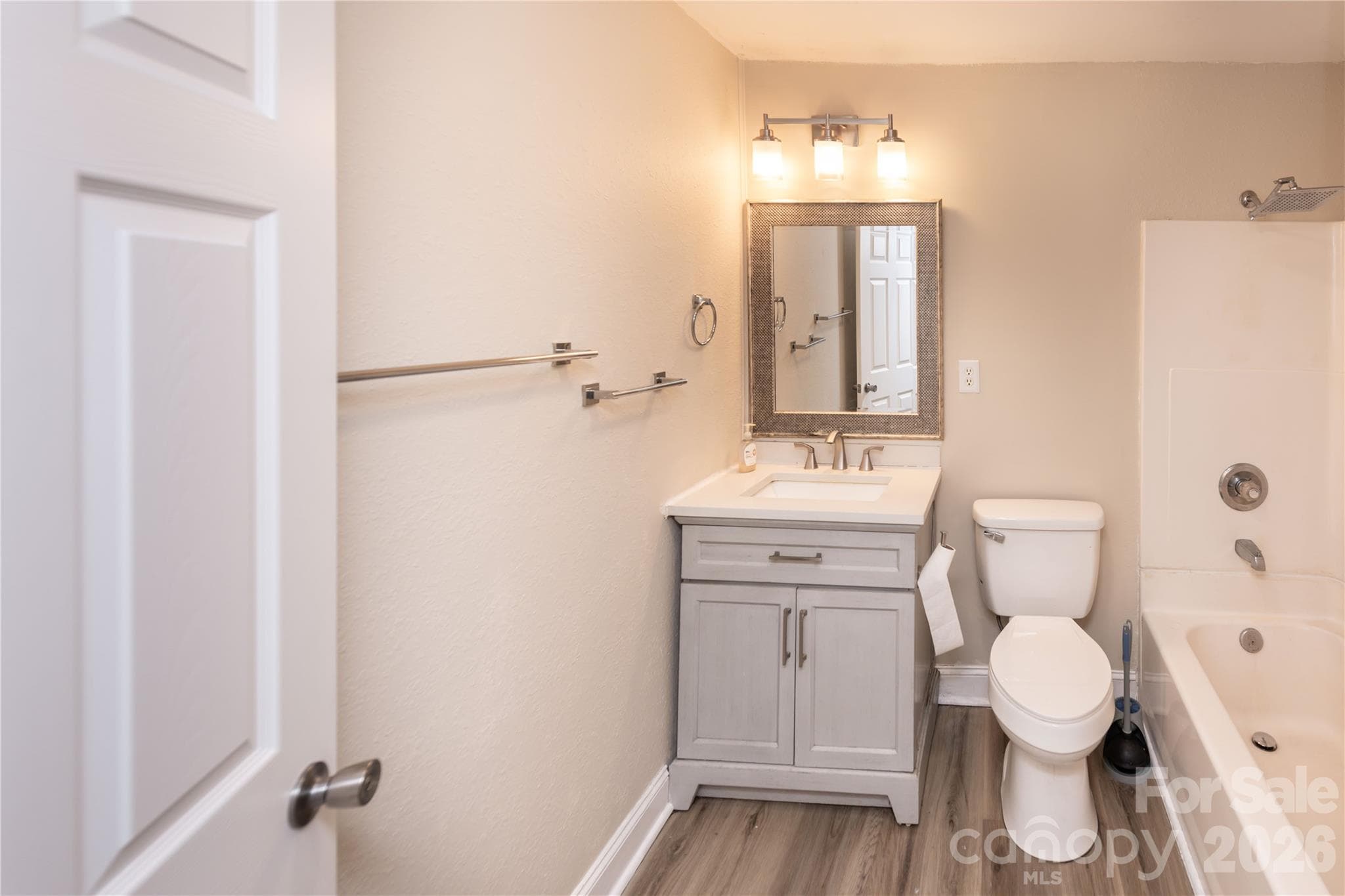 Bathroom - 470 & 460 S Moose Road, Mount Pleasant