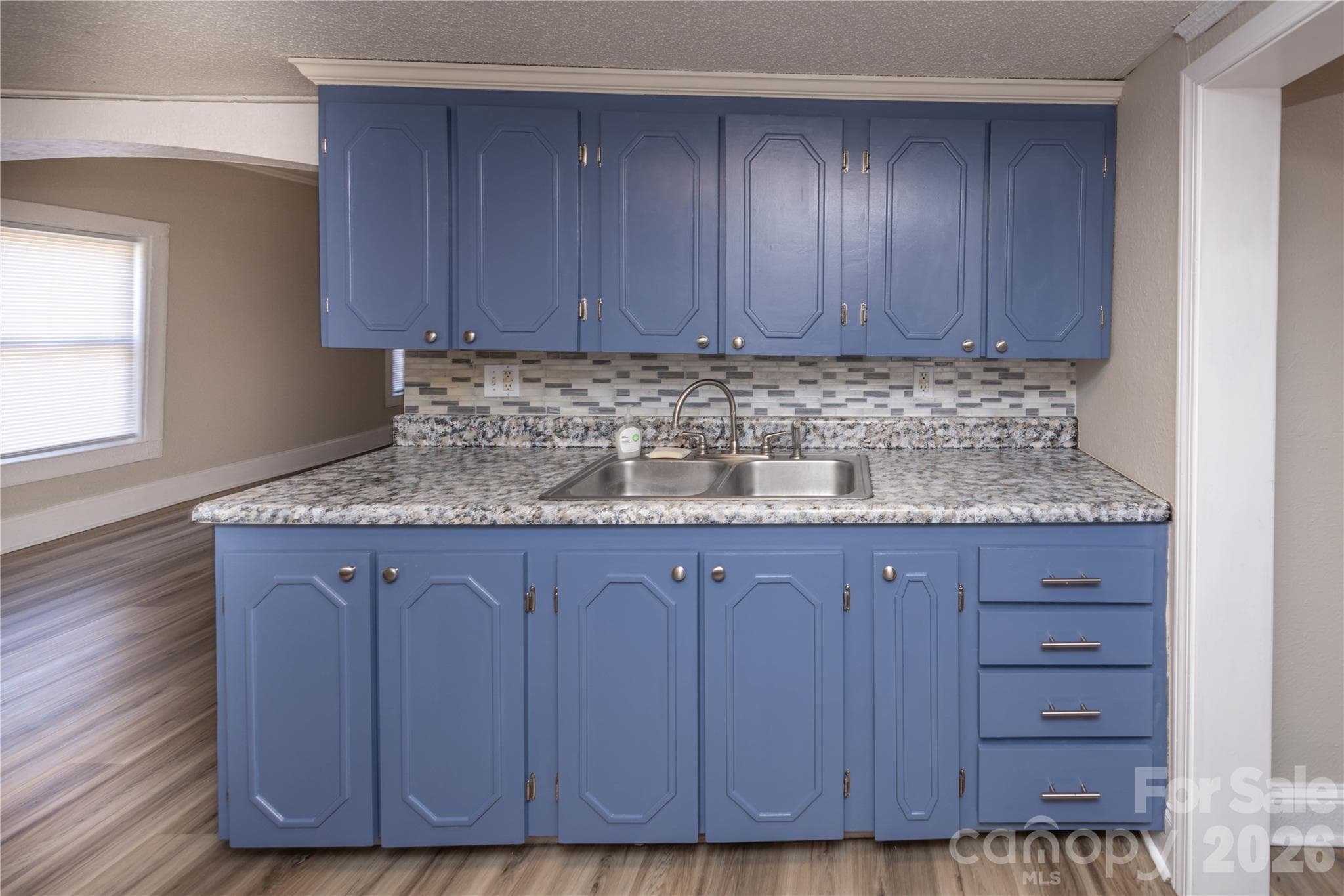 Kitchen - 470 & 460 S Moose Road, Mount Pleasant