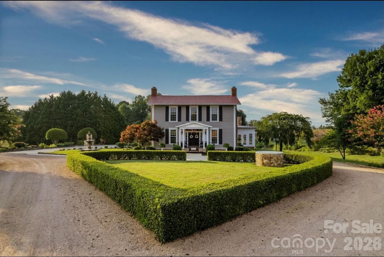 English Heart Wedding Area - 4530 Patterson Road, China Grove
