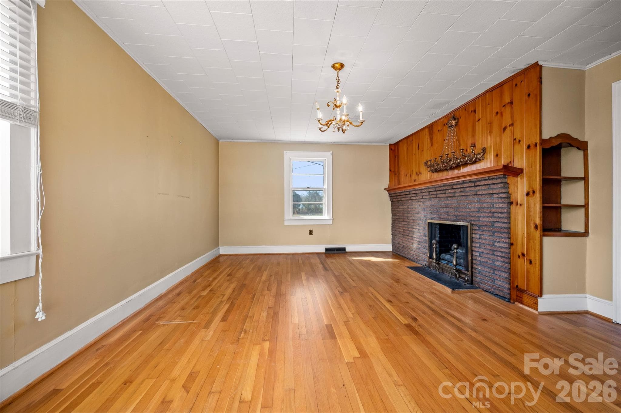 Living Room - 1092 NC 120 Highway, Mooresboro