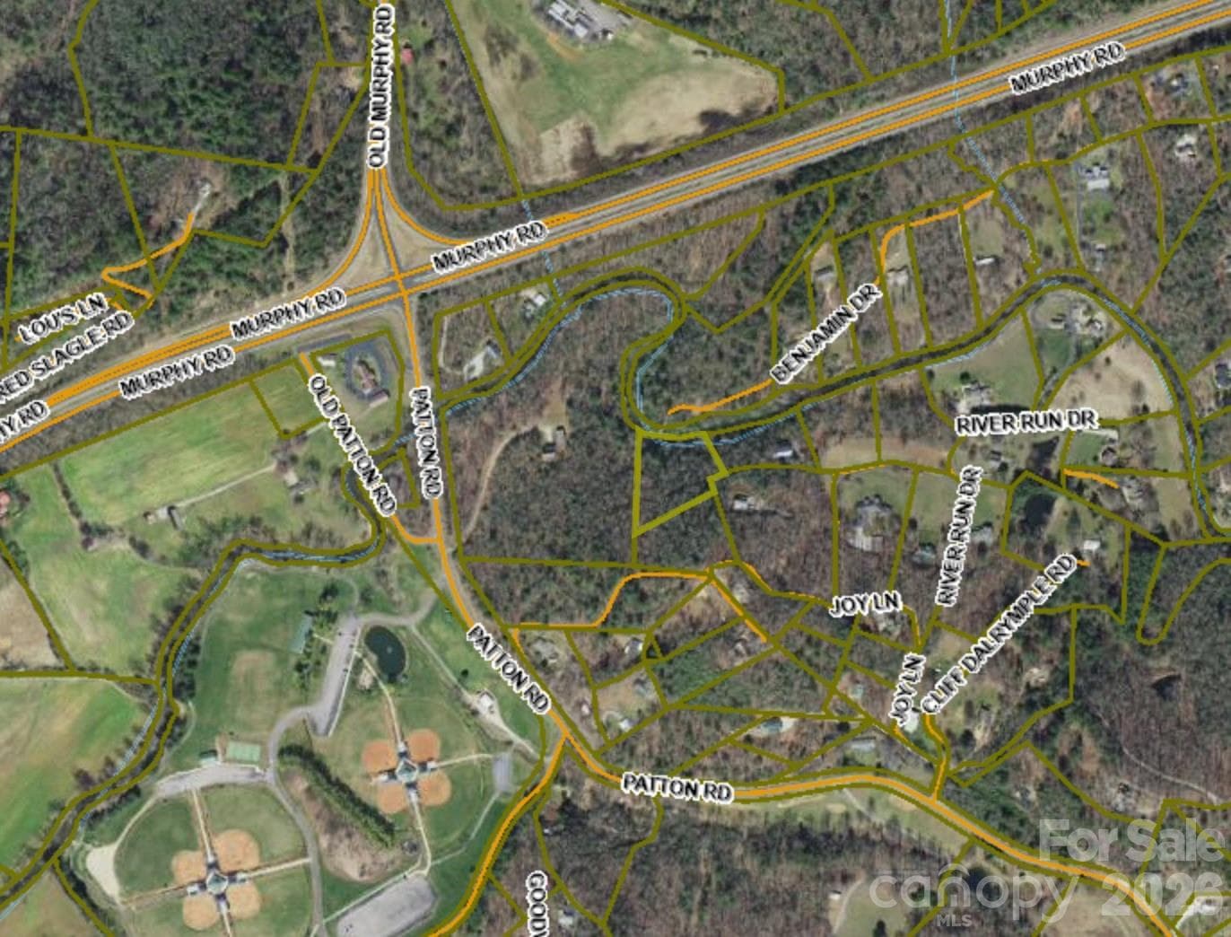 Very close to the Parker Meadows complex and convenient to hwy - Lot 10, 11 River Run Run, Franklin