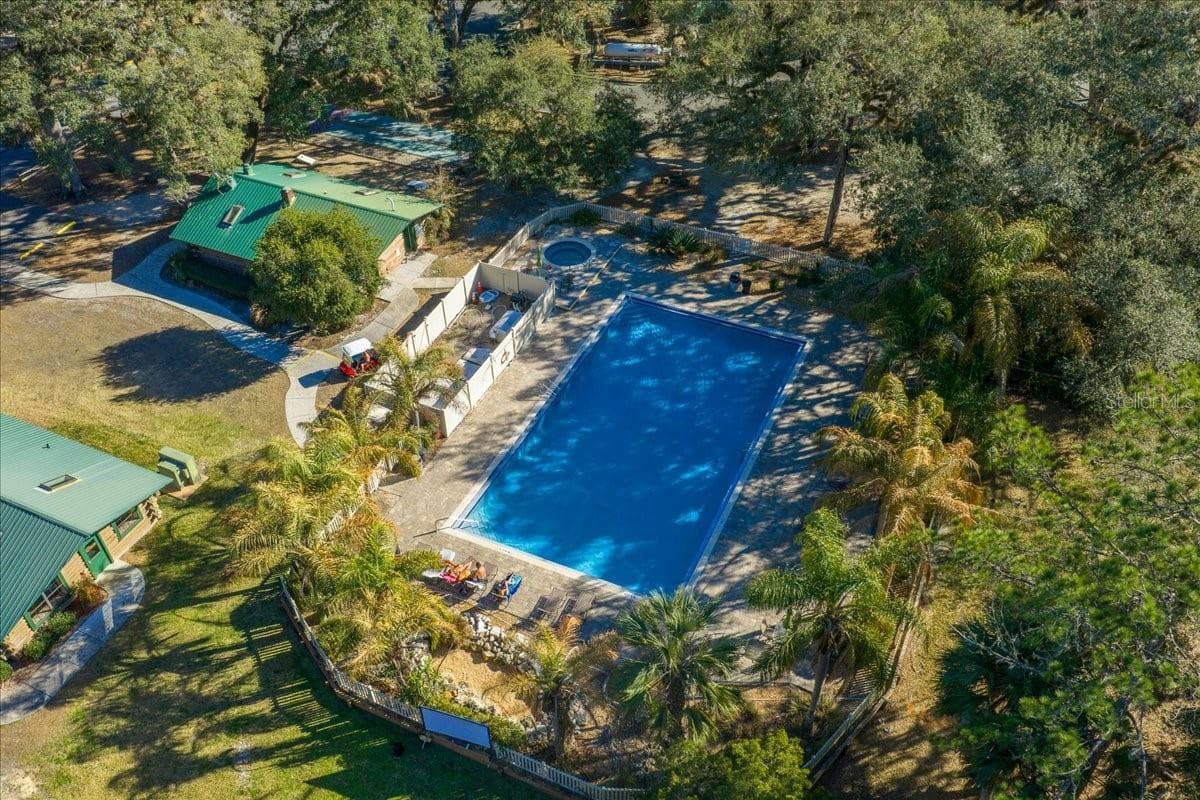 Main Pool - 3259 NE 102ND AVENUE RD, SILVER SPRINGS