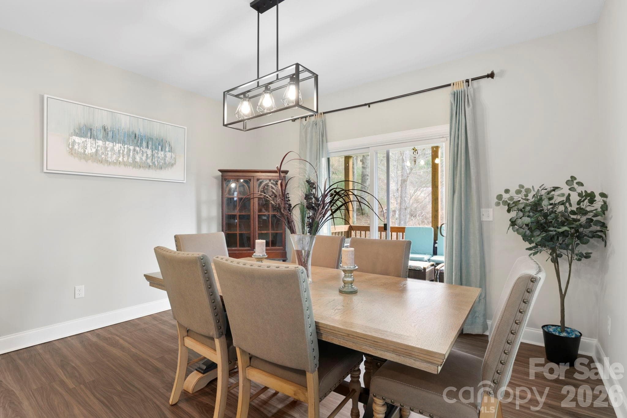 Single Family Residence at 258 Crystal Heights Drive, Hendersonville, photo 14 of 45