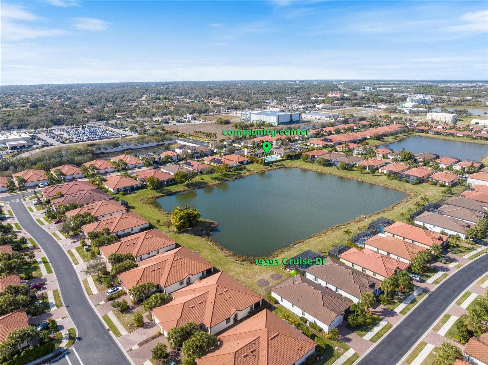 Lake views - 19393 CRUISE DR, VENICE