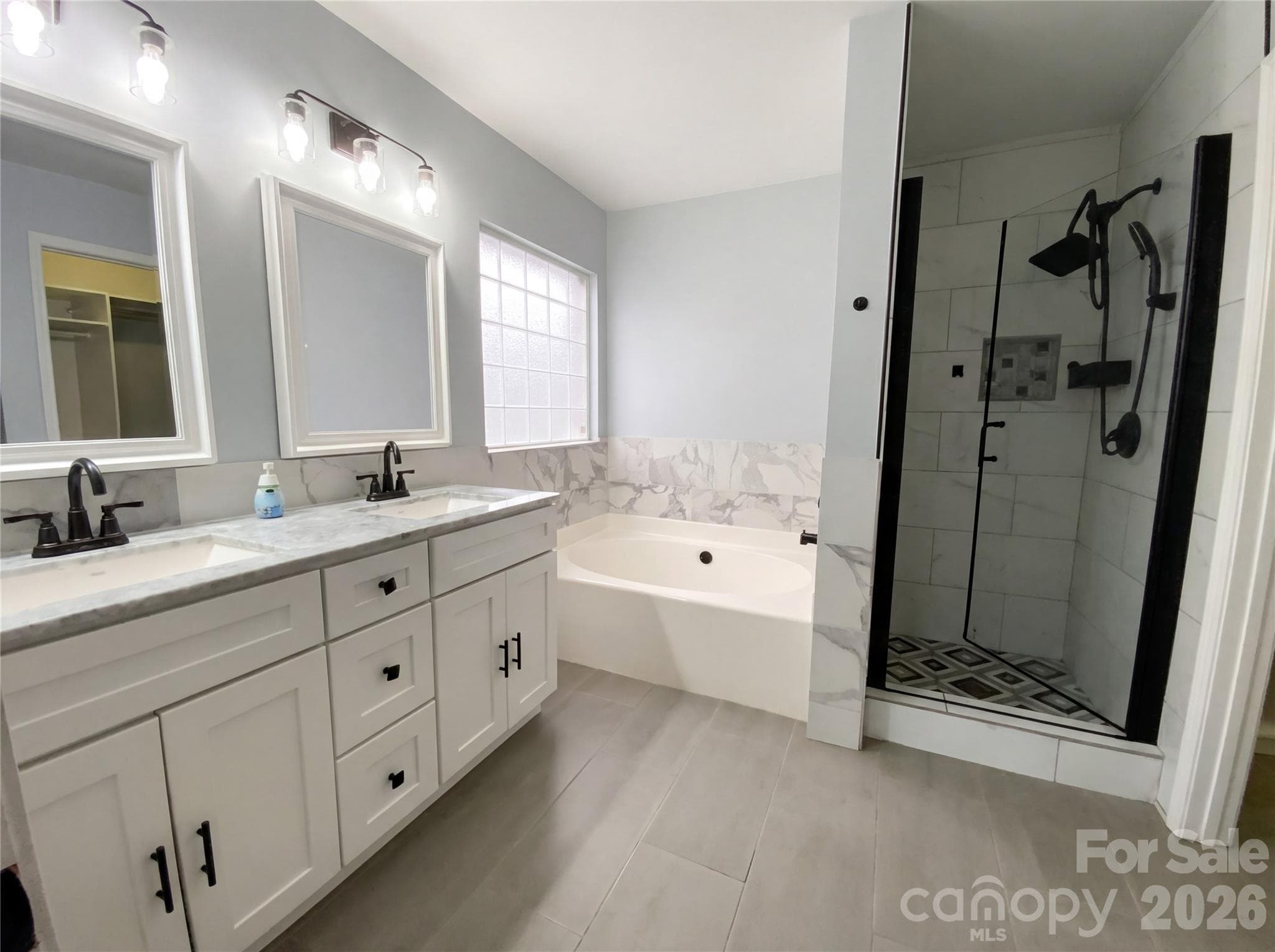 Single Family Residence at 7508 Free Court, Charlotte, photo 11 of 16