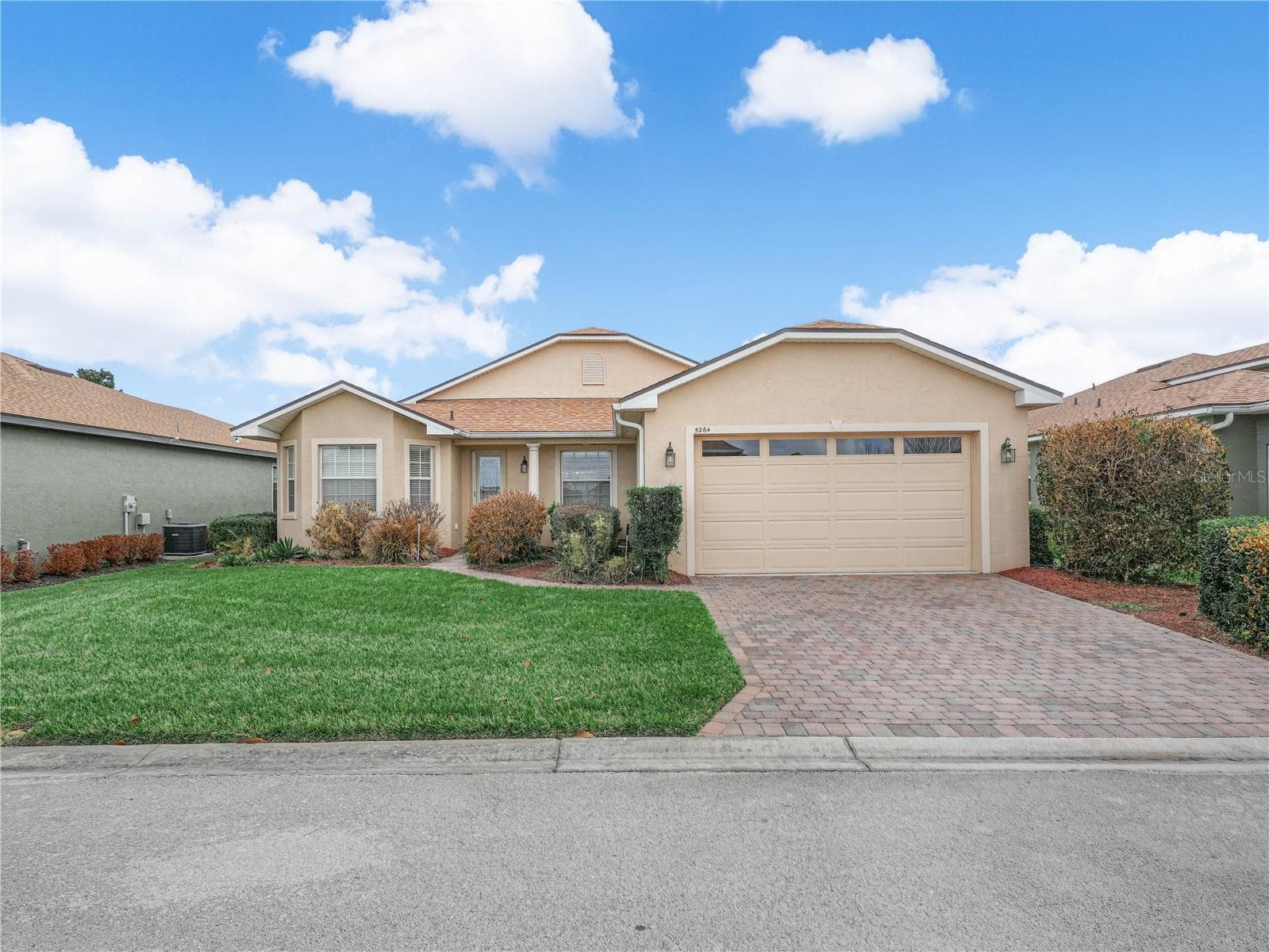 3 Bedroom /2 Bath home with 2,011 sqft. living area - 5264 GREEN DR, WINTER HAVEN