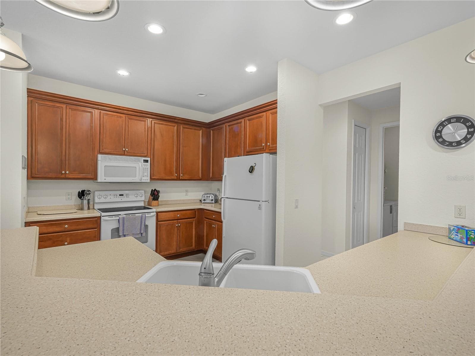 Corian Counter Top - 5264 GREEN DR, WINTER HAVEN