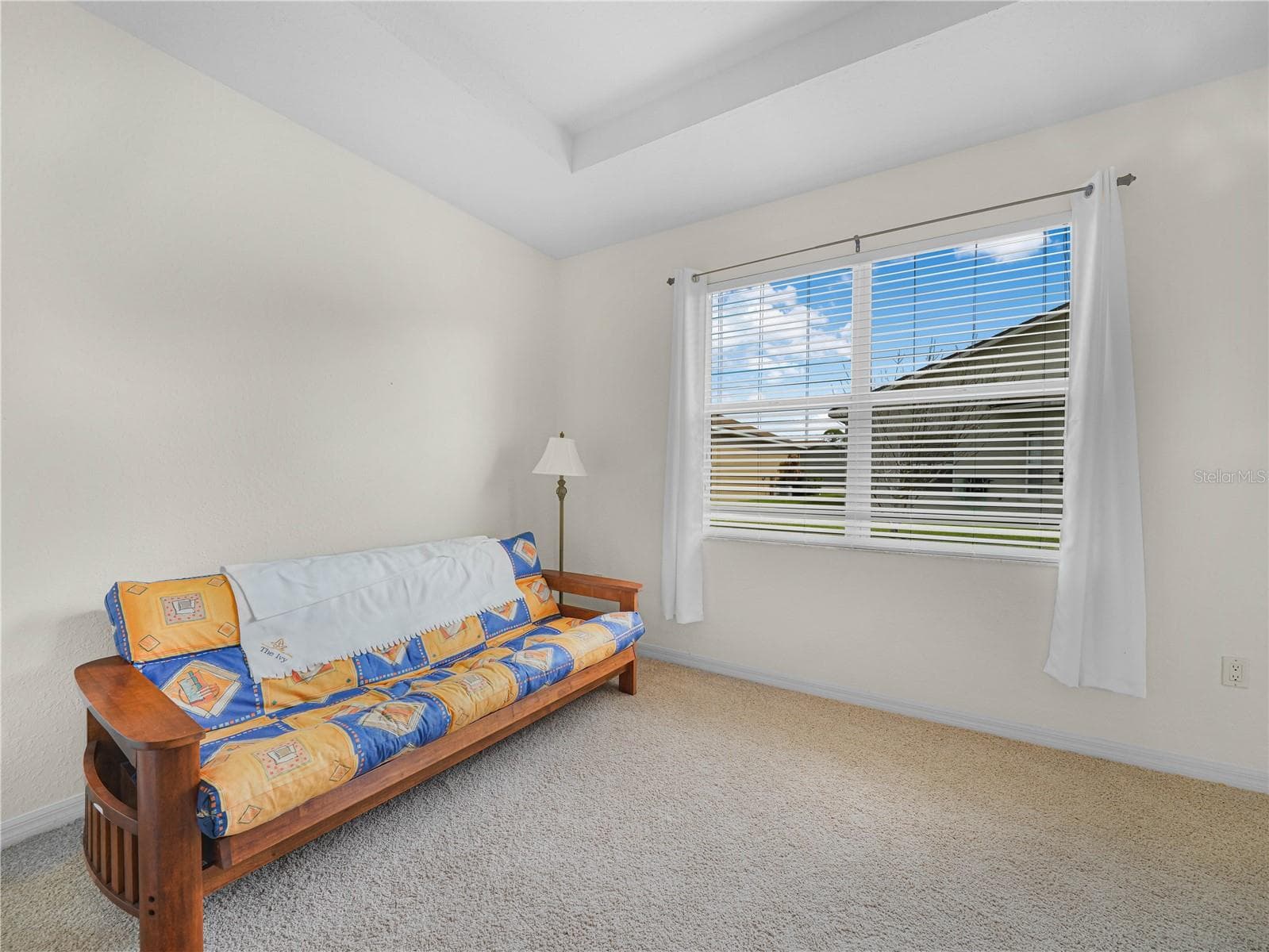 Sitting Area in Primary Suite - 5264 GREEN DR, WINTER HAVEN