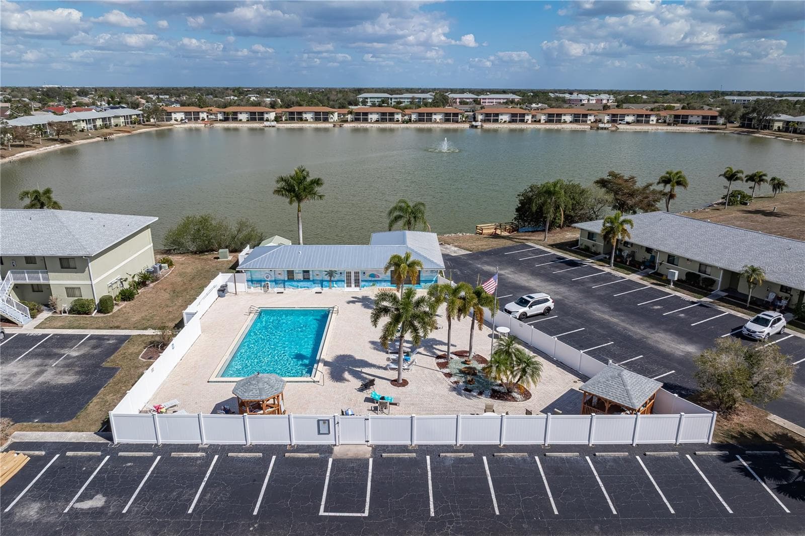 Condominium at 25225 RAMPART BLVD #1606, PUNTA GORDA, photo 9 of 34