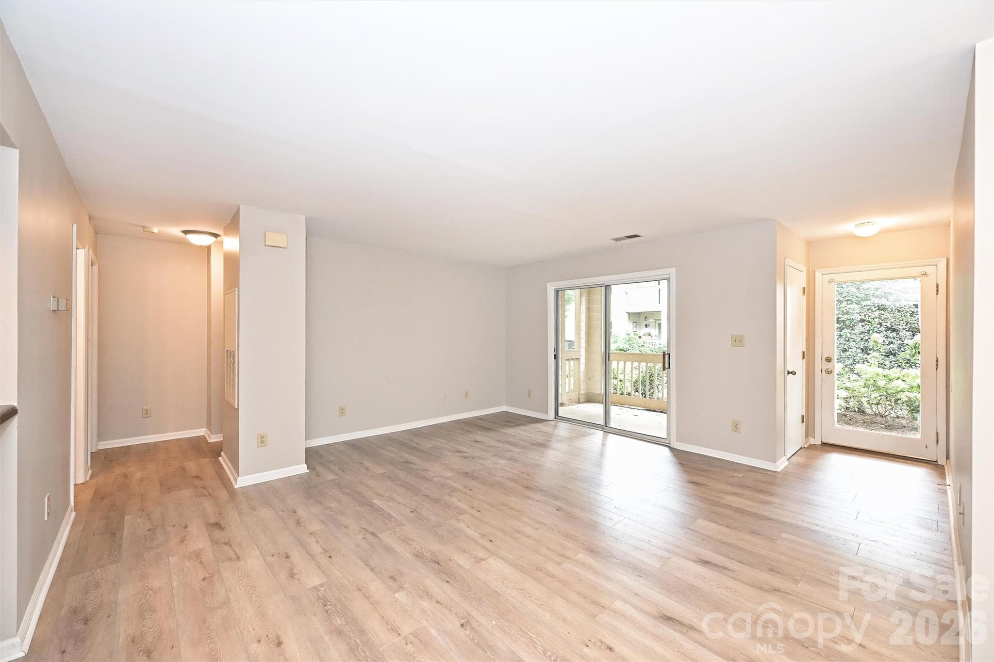 Condominium at 1031 Churchill Downs Court, Charlotte, photo 4 of 23