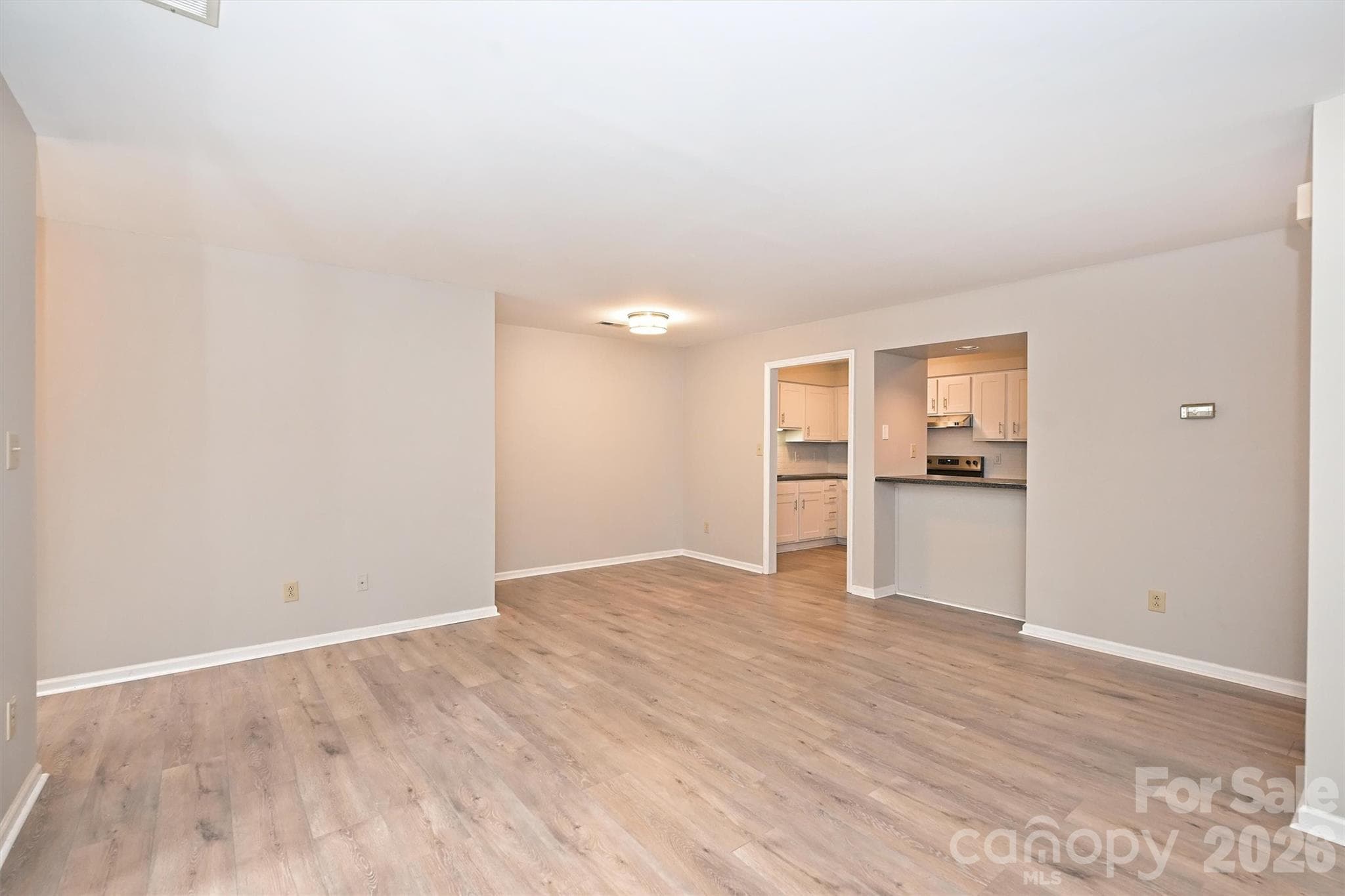 Condominium at 1031 Churchill Downs Court, Charlotte, photo 6 of 23