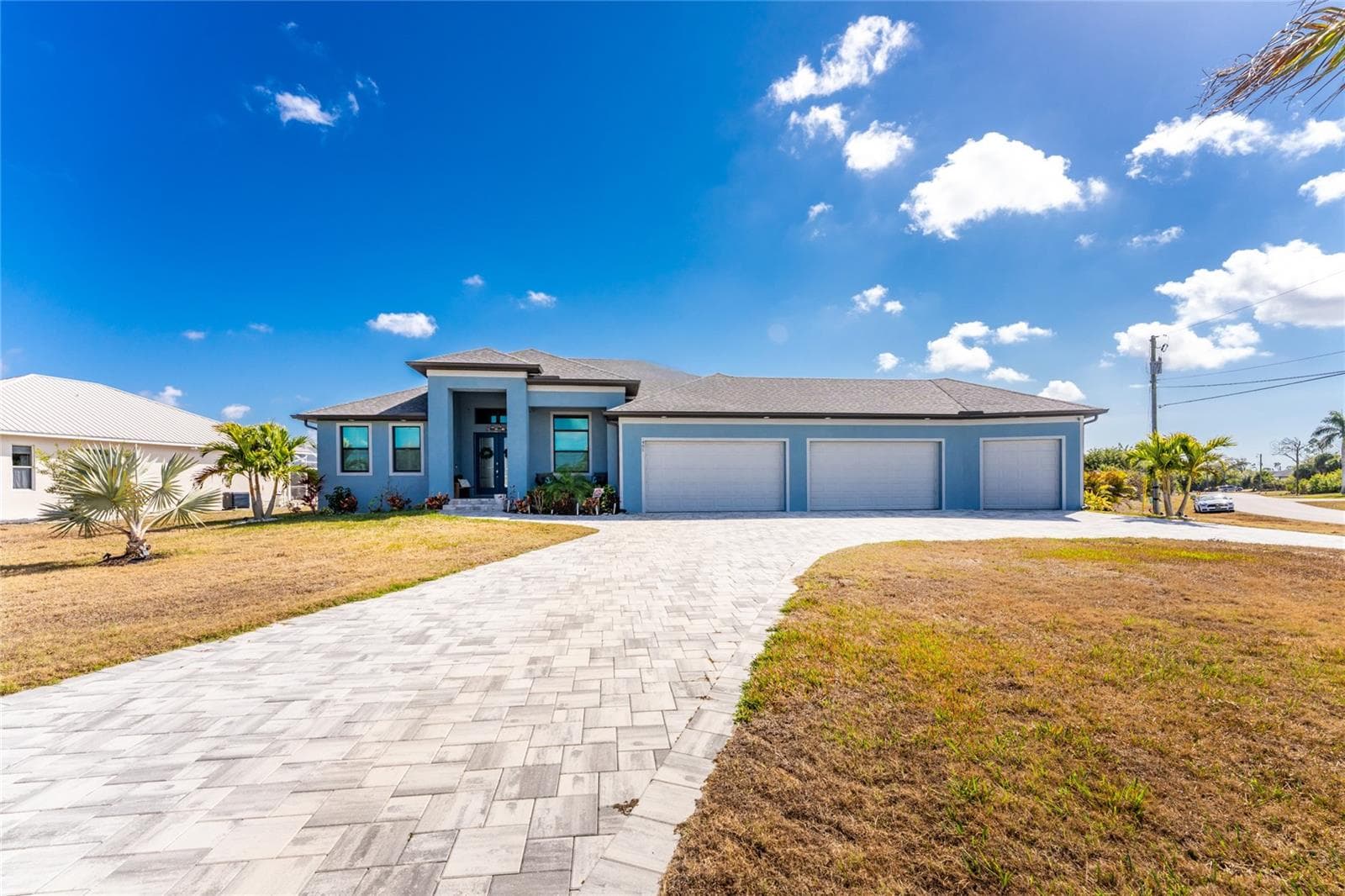 Single Family Residence at 401 ALBATROSS RD, ROTONDA WEST, photo 3 of 86