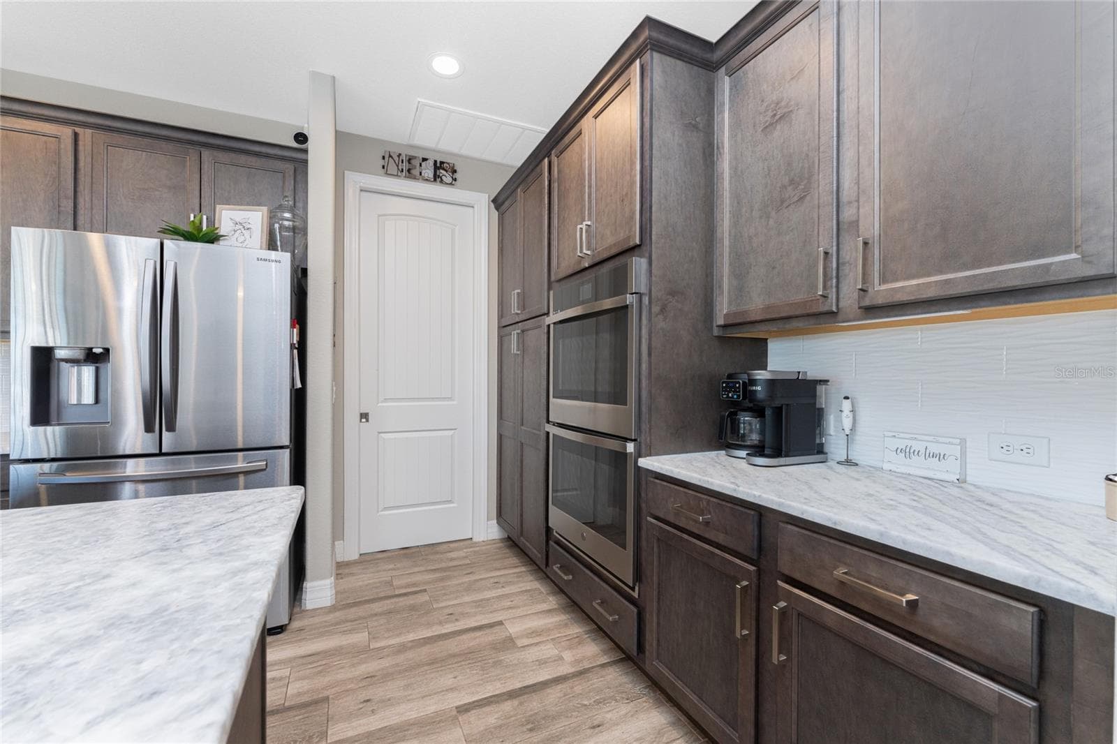 Single Family Residence at 401 ALBATROSS RD, ROTONDA WEST, photo 18 of 86