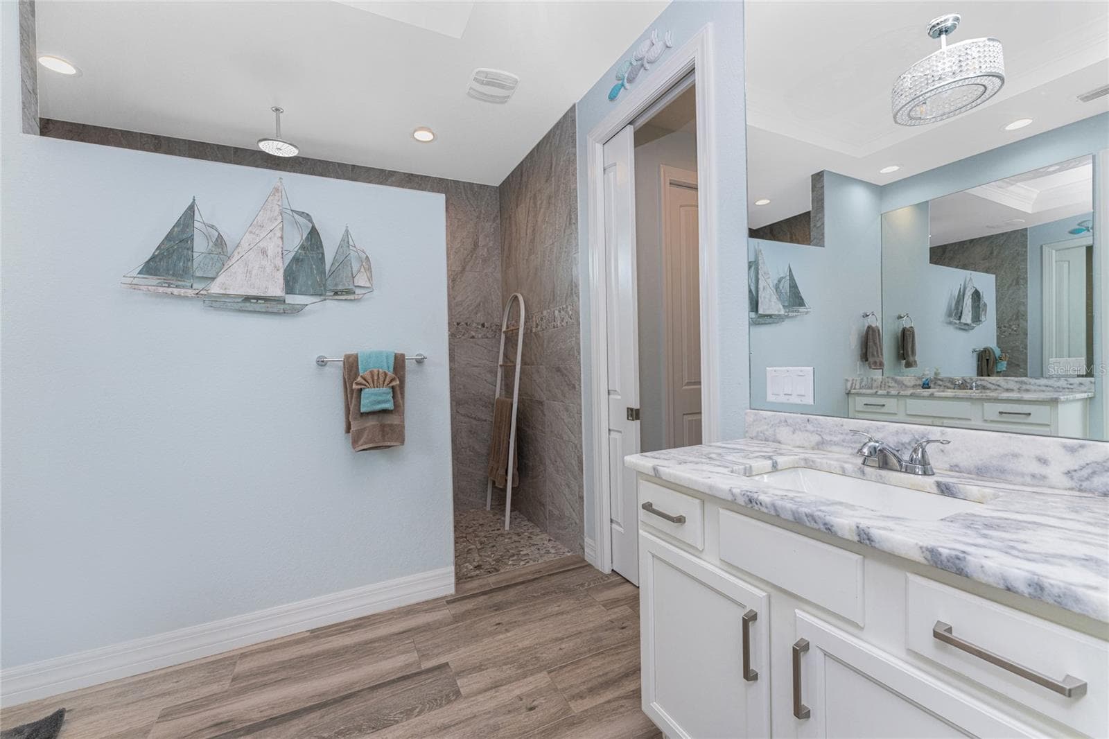 Single Family Residence at 401 ALBATROSS RD, ROTONDA WEST, photo 27 of 86