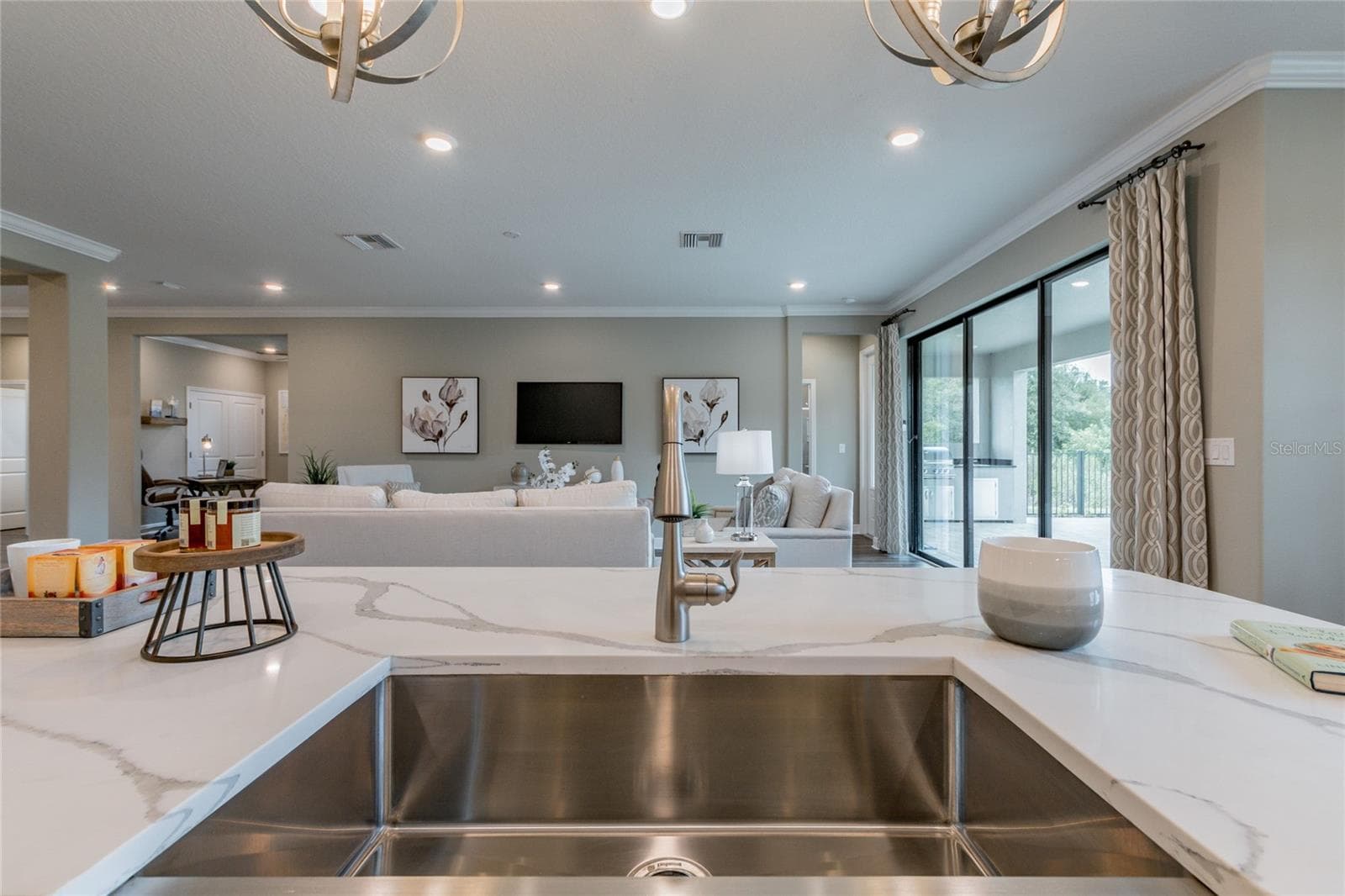 Single Family Residence at 704 ESTATES BLVD, TARPON SPRINGS, photo 18 of 52