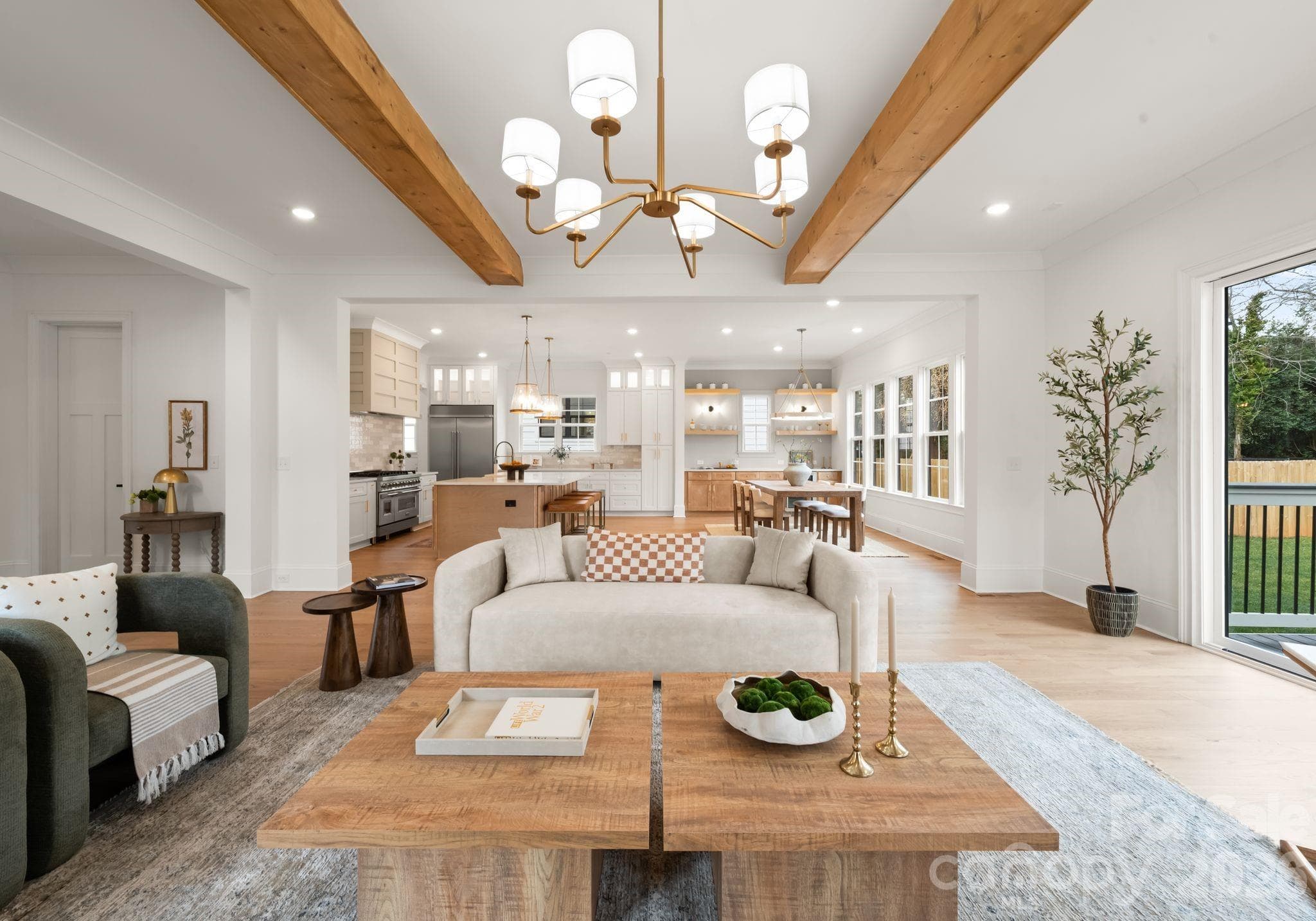 Single Family Residence at Charlotte, photo 7 of 48
