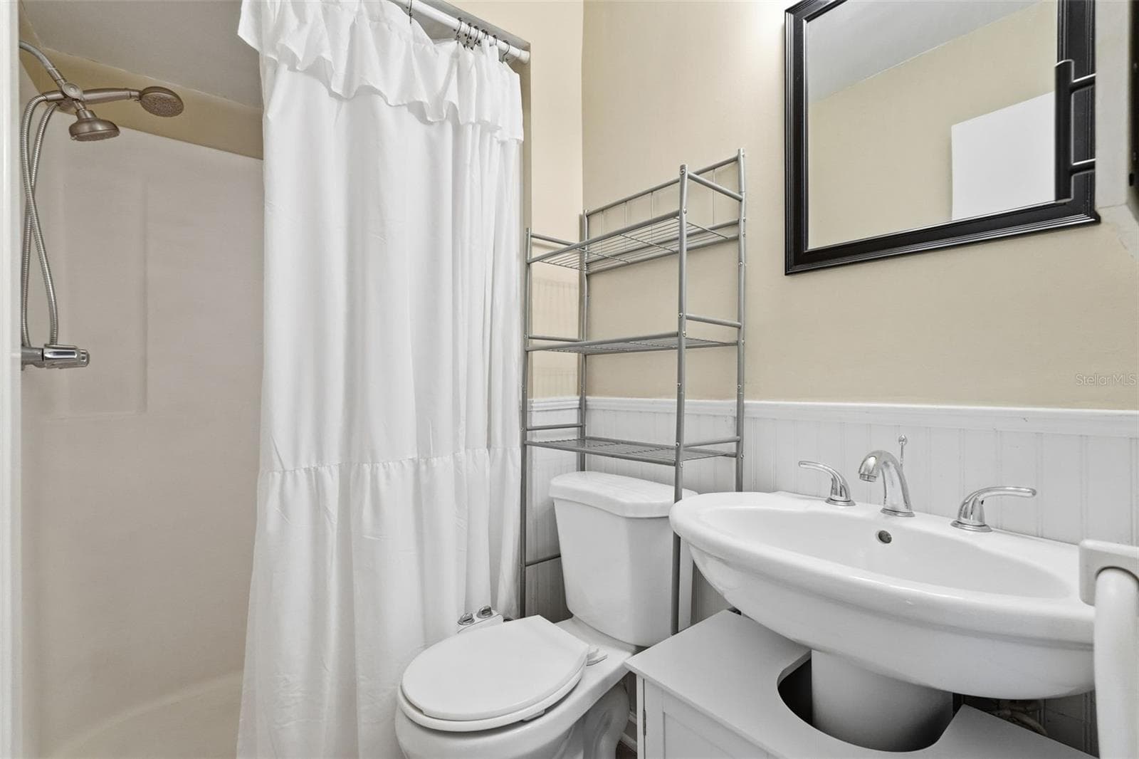 Single Family Residence at 21174 SW PEACH BLOSSOM ST, DUNNELLON, photo 19 of 48