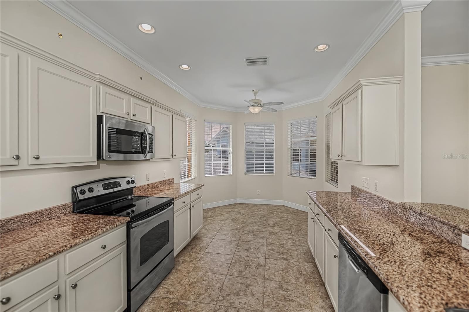 breakfast nook - 25601 HERITAGE LAKE BLVD #46, PUNTA GORDA