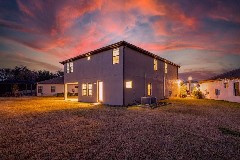Single Family Residence at 14604 HORSE TROT RD, LITHIA, photo 48 of 62