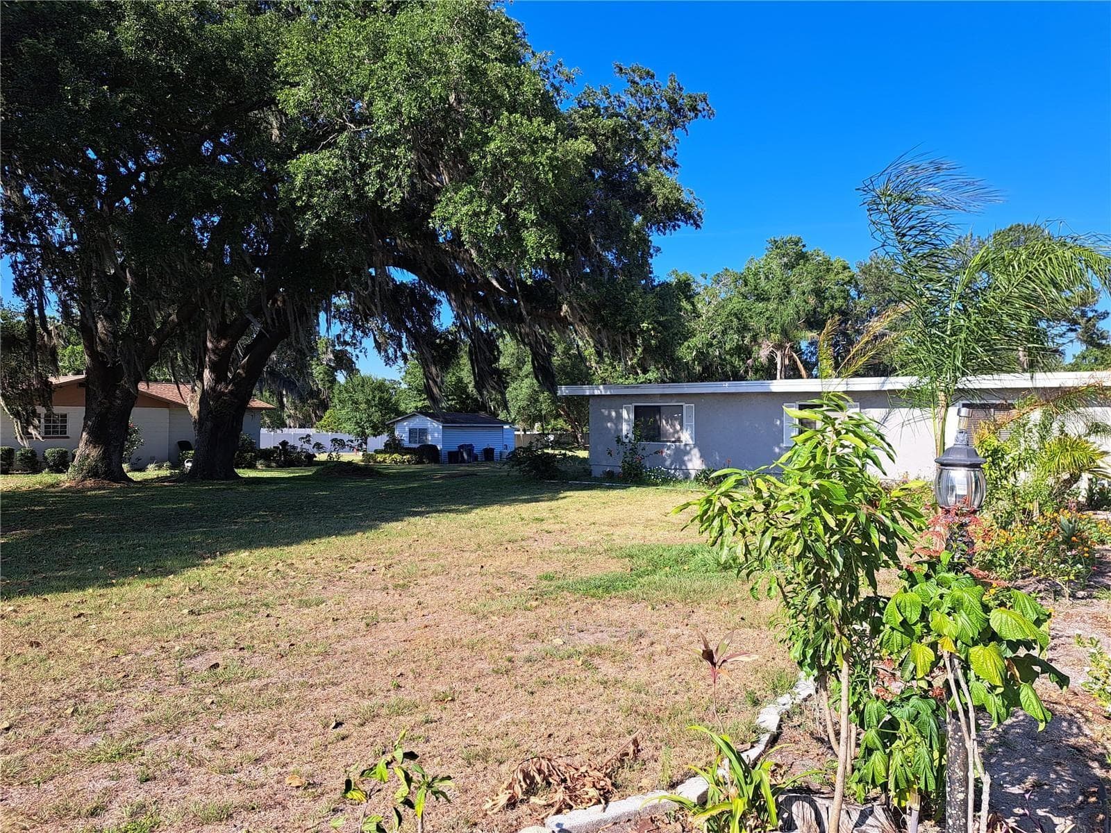 Single Family Residence at 2814 N MARYLAND AVE, PLANT CITY, photo 2 of 41