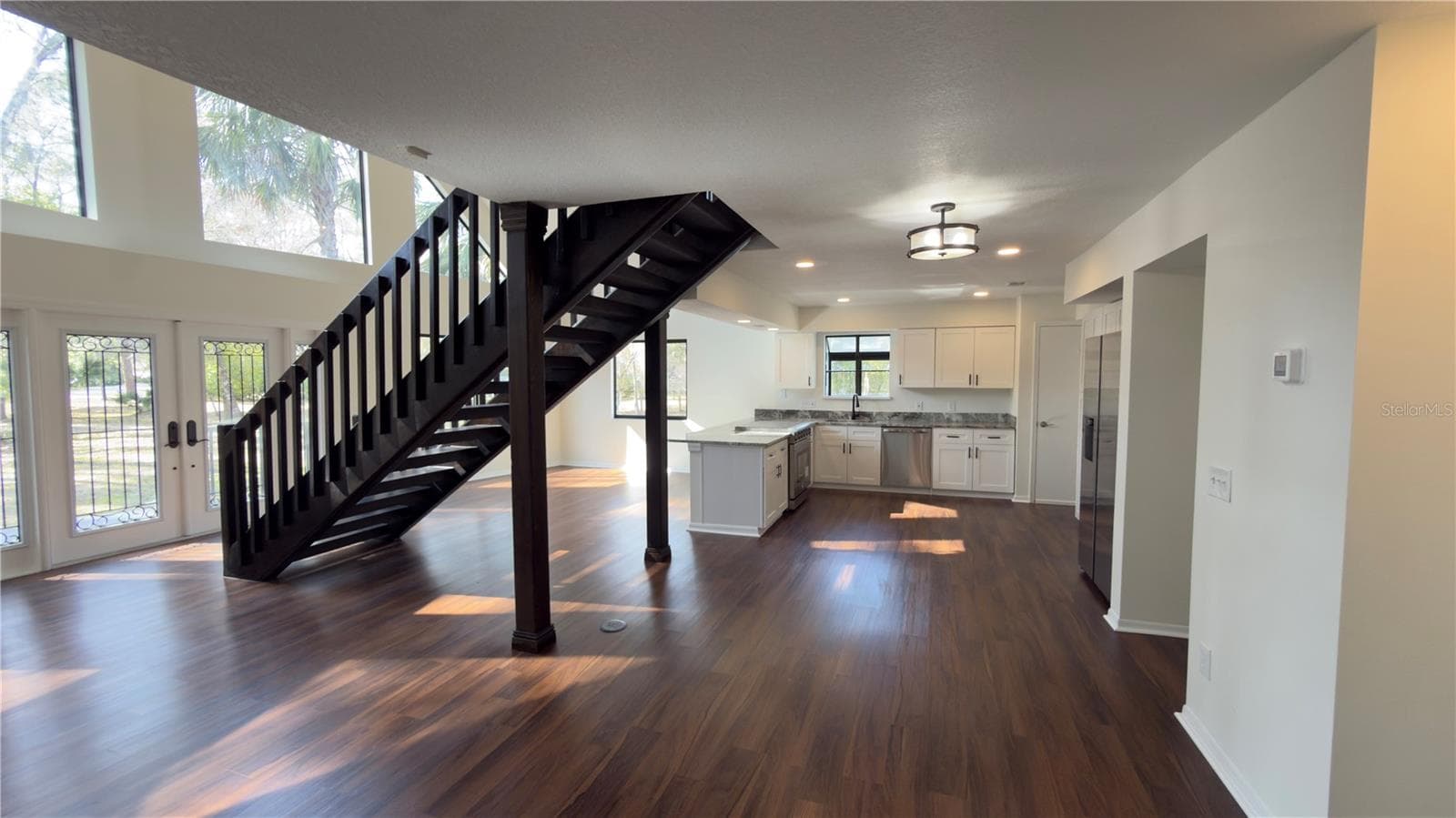 Single Family Residence at 8140 PIMLICO PL, WESLEY CHAPEL, photo 5 of 32