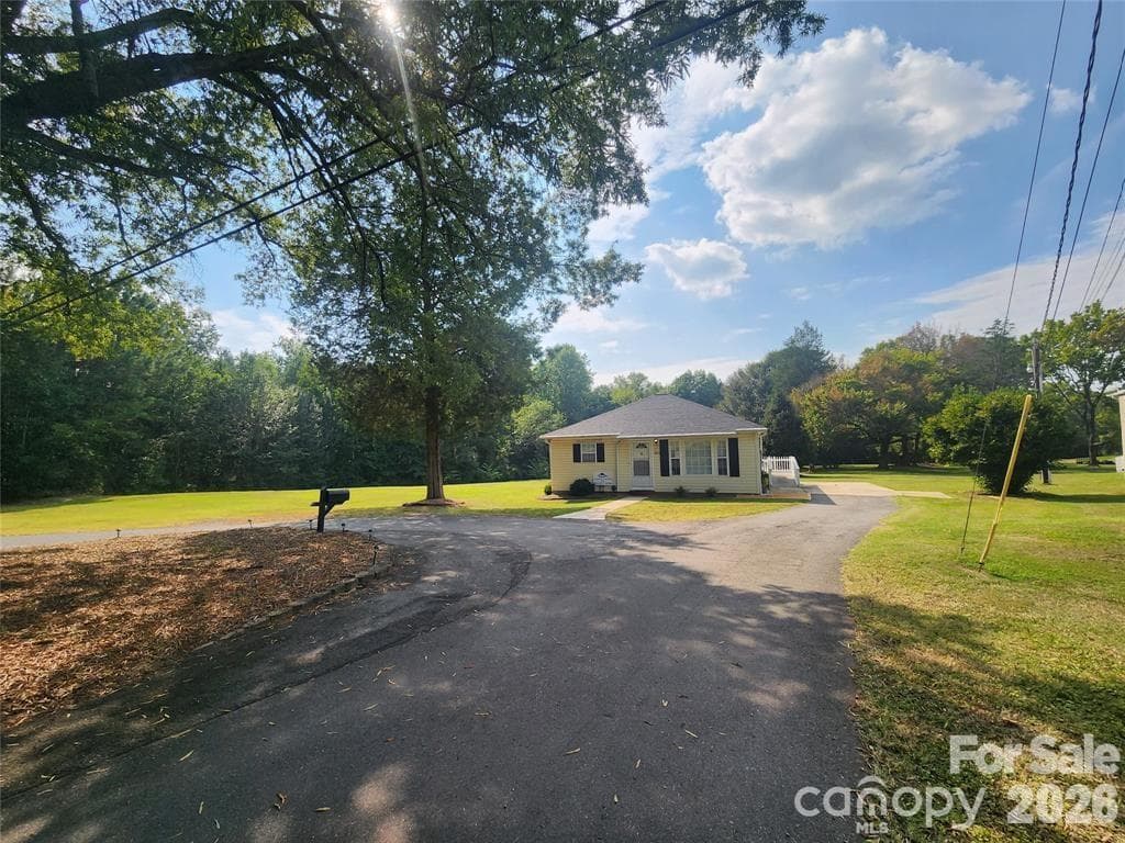 Office at 4521 Beaty Road, Gastonia, photo 2 of 15