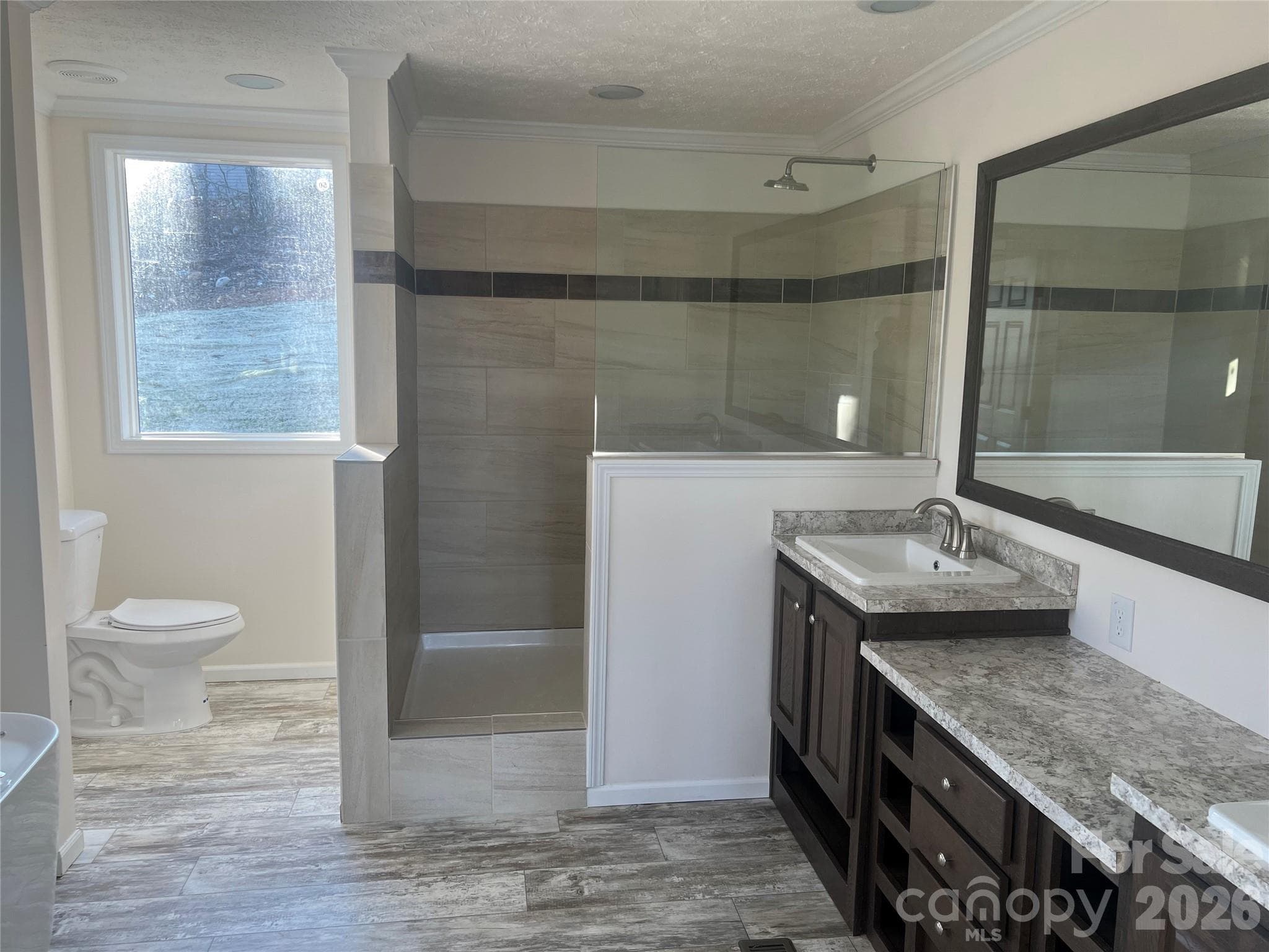 Master Bath - 5748 Dalmatian Street, Iron Station