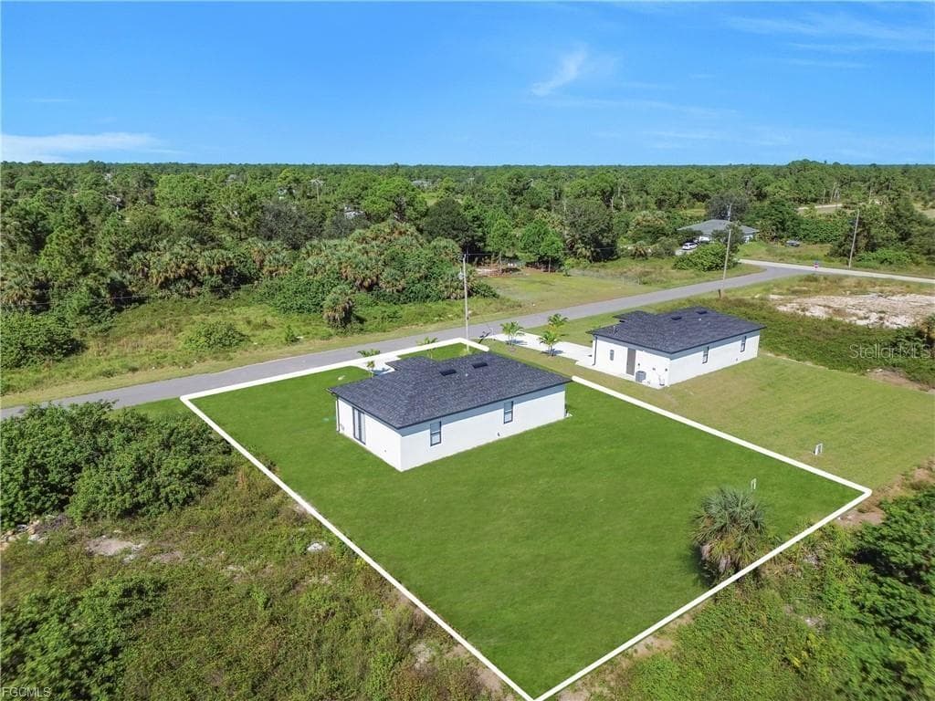 Single Family Residence at 711 ROMA AVE S, LEHIGH ACRES, photo 31 of 38