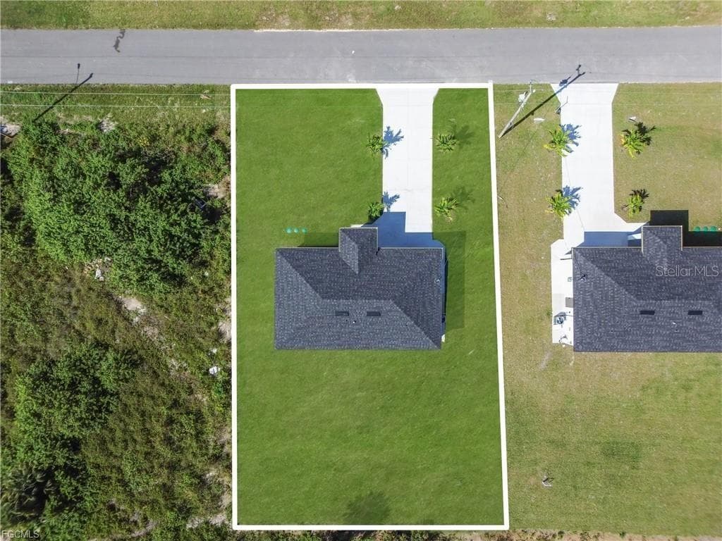 Single Family Residence at 711 ROMA AVE S, LEHIGH ACRES, photo 35 of 38